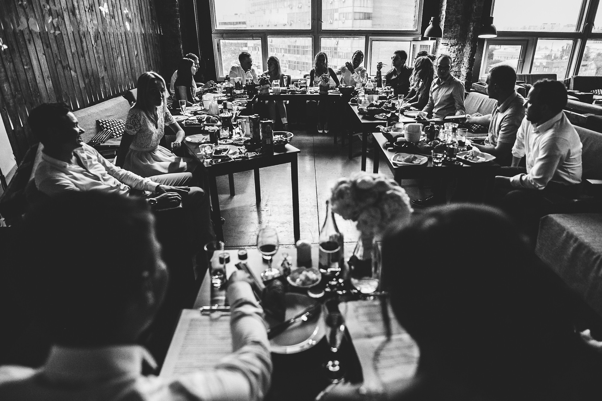 Дым, лофт, кальян, Цыгане. Самый свадебный фотограф