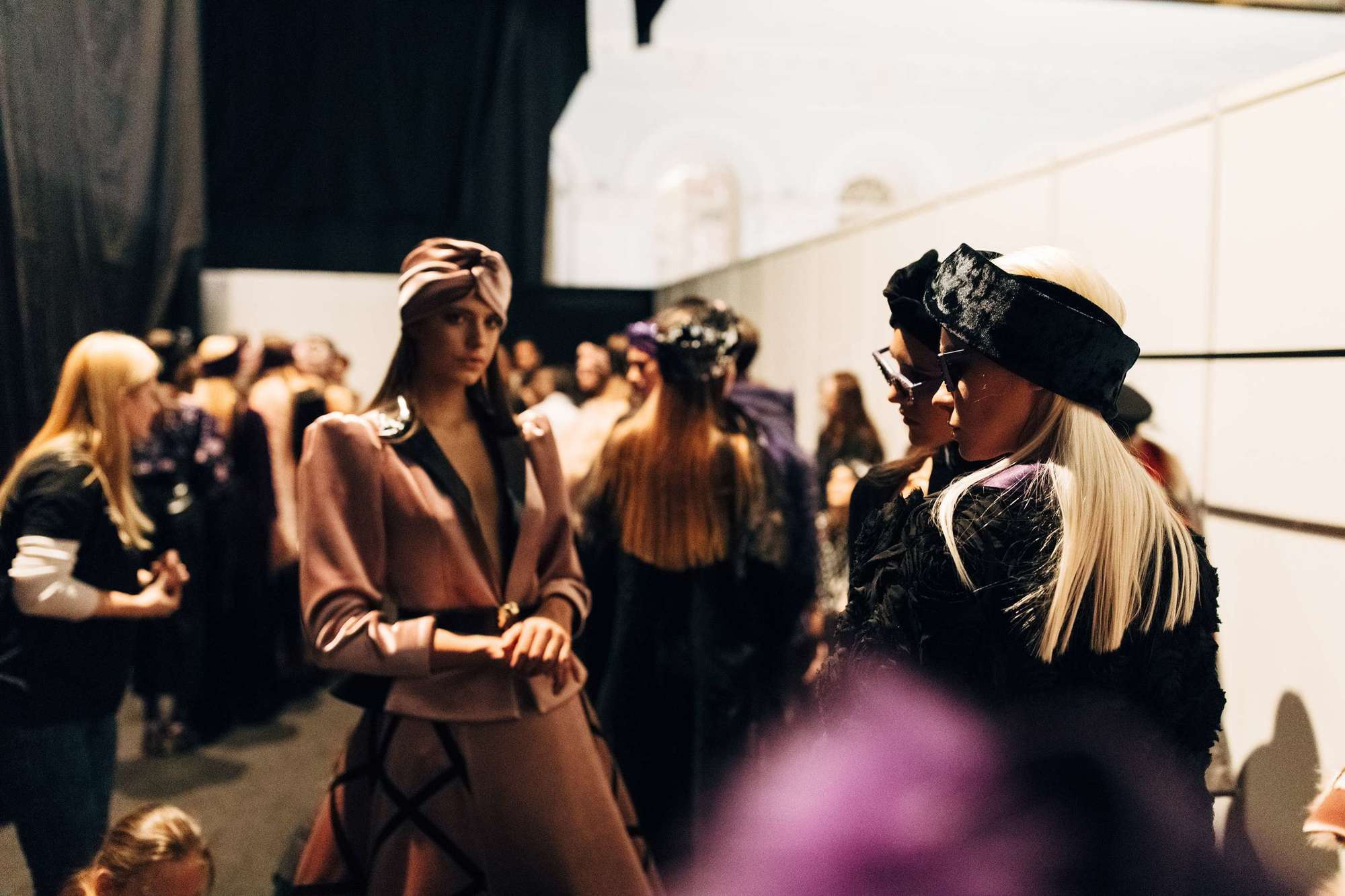 Mercedes-Benz Fashion Week Russia Bella Potemkina FW2018/19. Самый свадебный фотограф