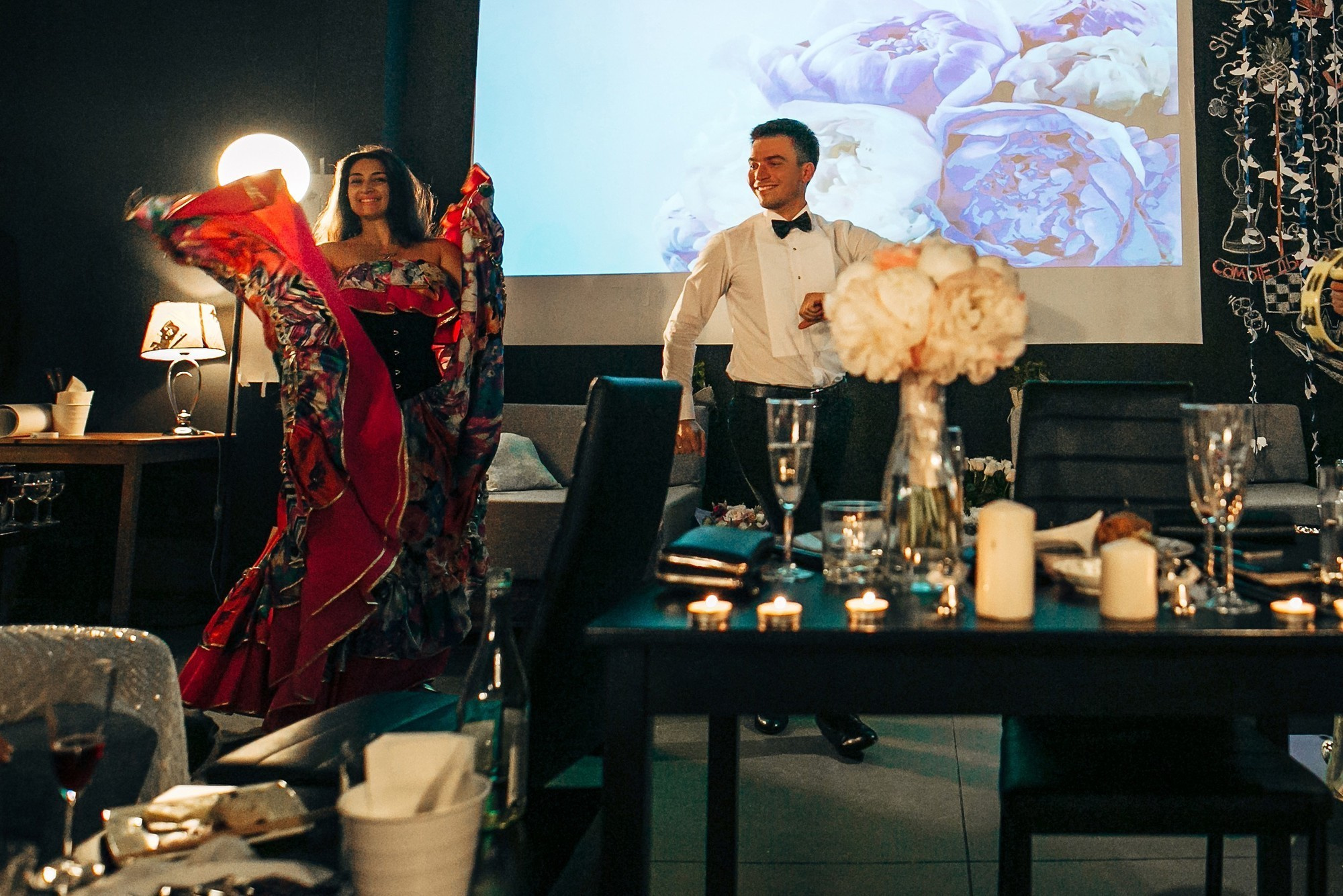 Дым, лофт, кальян, Цыгане. Самый свадебный фотограф