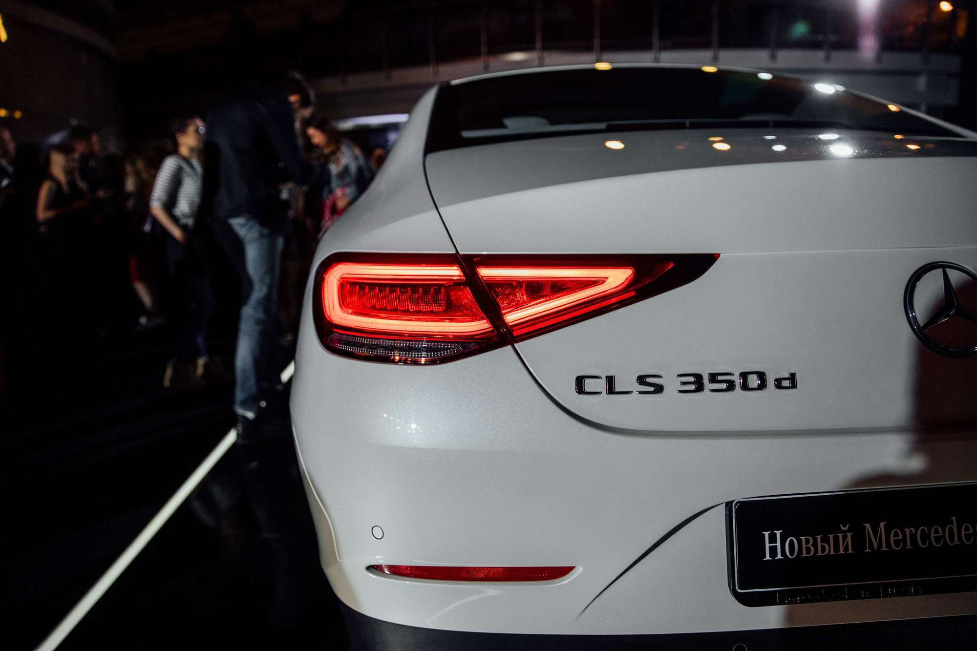 Mercedes-Benz Fashion Week Russia Bella Potemkina FW2018/19. Самый свадебный фотограф