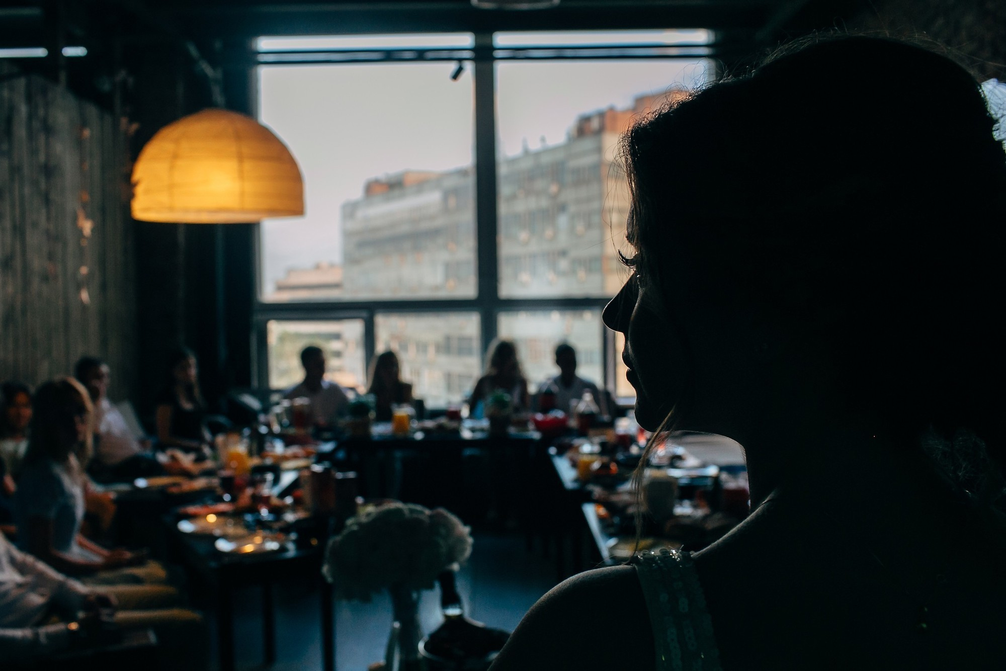 Дым, лофт, кальян, Цыгане. Самый свадебный фотограф