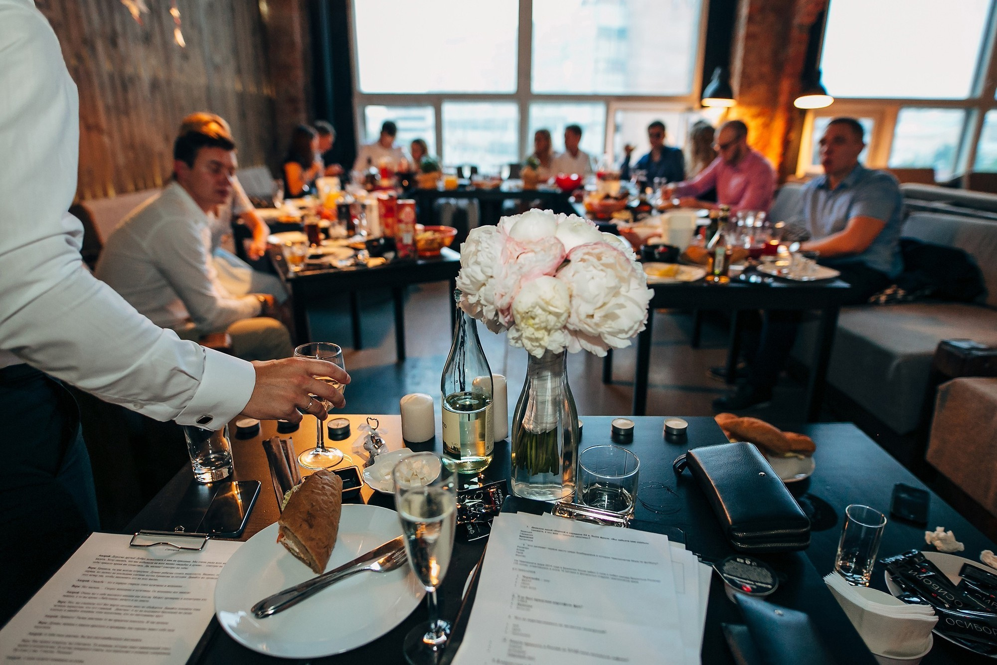 Дым, лофт, кальян, Цыгане. Самый свадебный фотограф