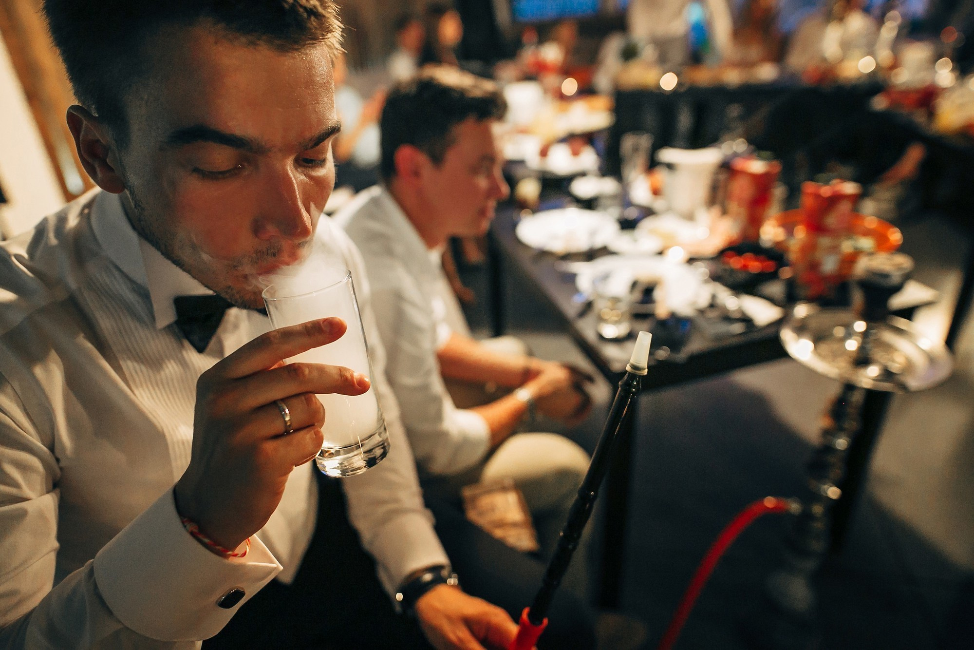 Дым, лофт, кальян, Цыгане. Самый свадебный фотограф