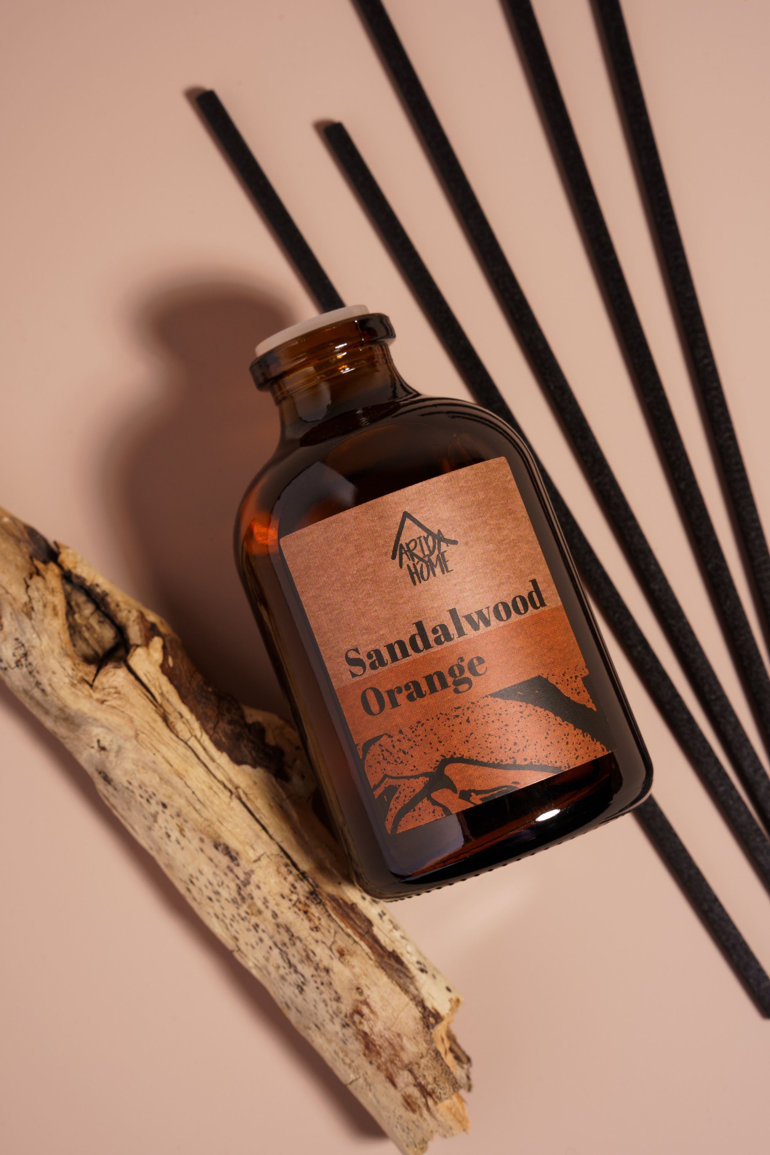 Съёмка аромадиффузора для животных для маркетплейса ozon и wildberries, и для социальных сетей. Предметный фотограф Санкт-Петербург