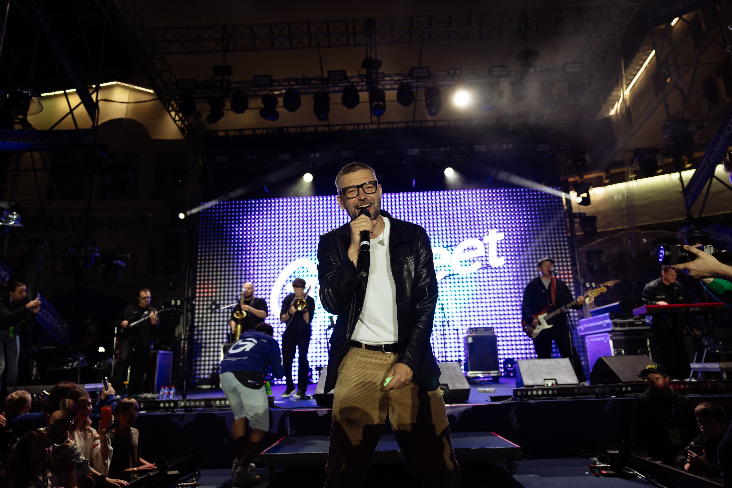 Группа UMA2URMAN. Арина Тамочкина. Фотограф Краснодарю