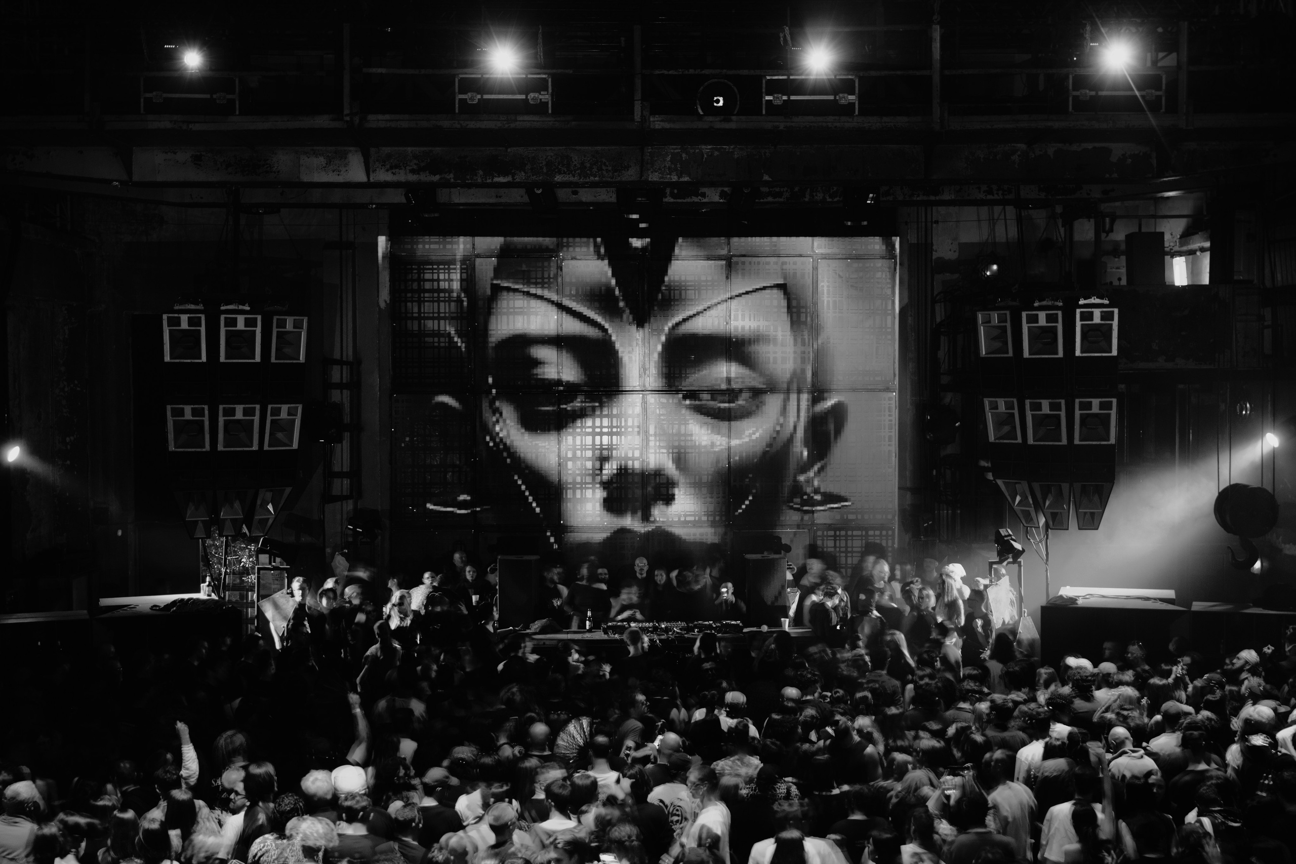 SICK YEARS, ARMA ╳ SILA SVETA. @tomrus: Рустам Шагиморданов — фотограф