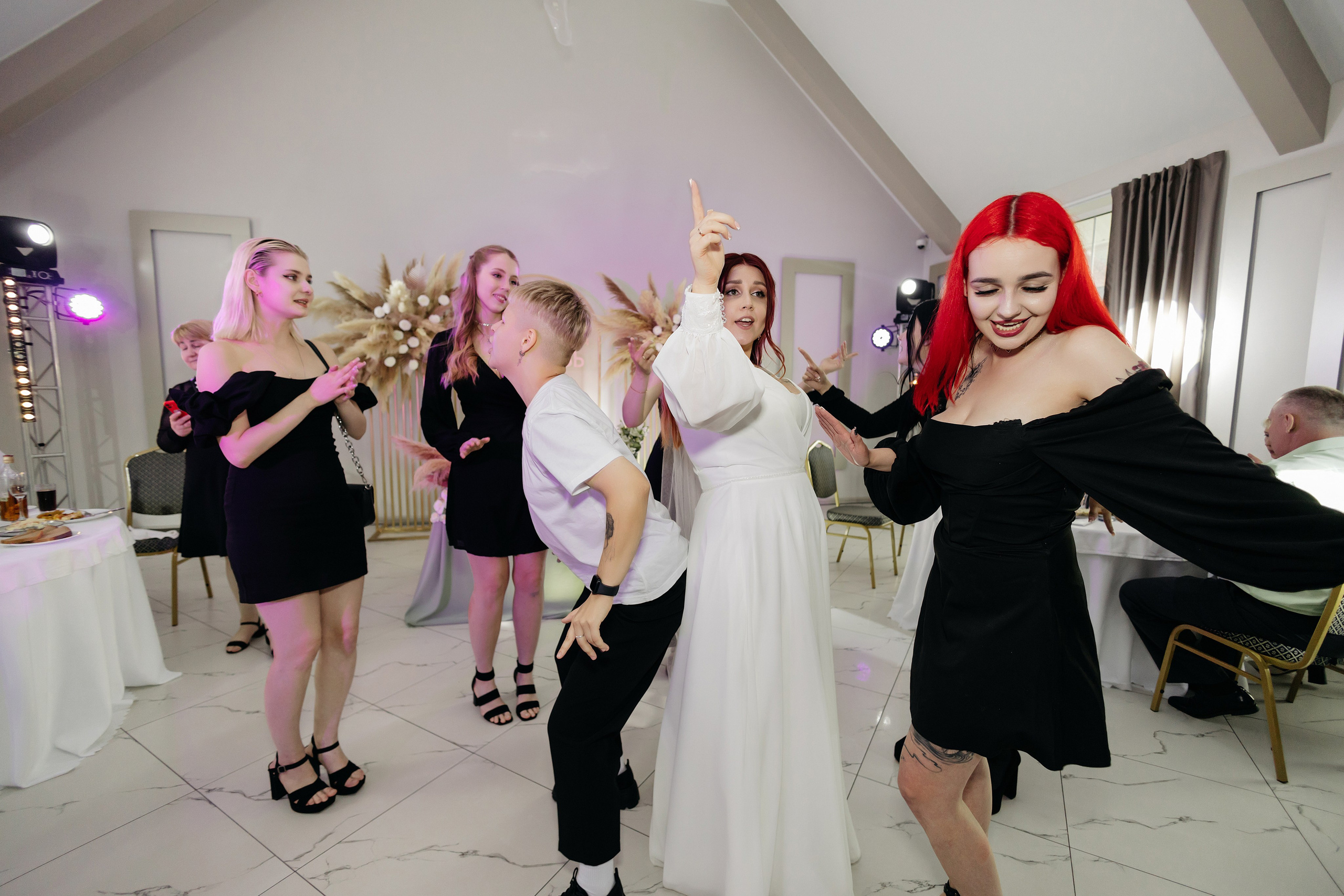 Дарья и Леонид. Свадебный фотограф в Пскове и Санкт-Петербурге | Анна Голикова