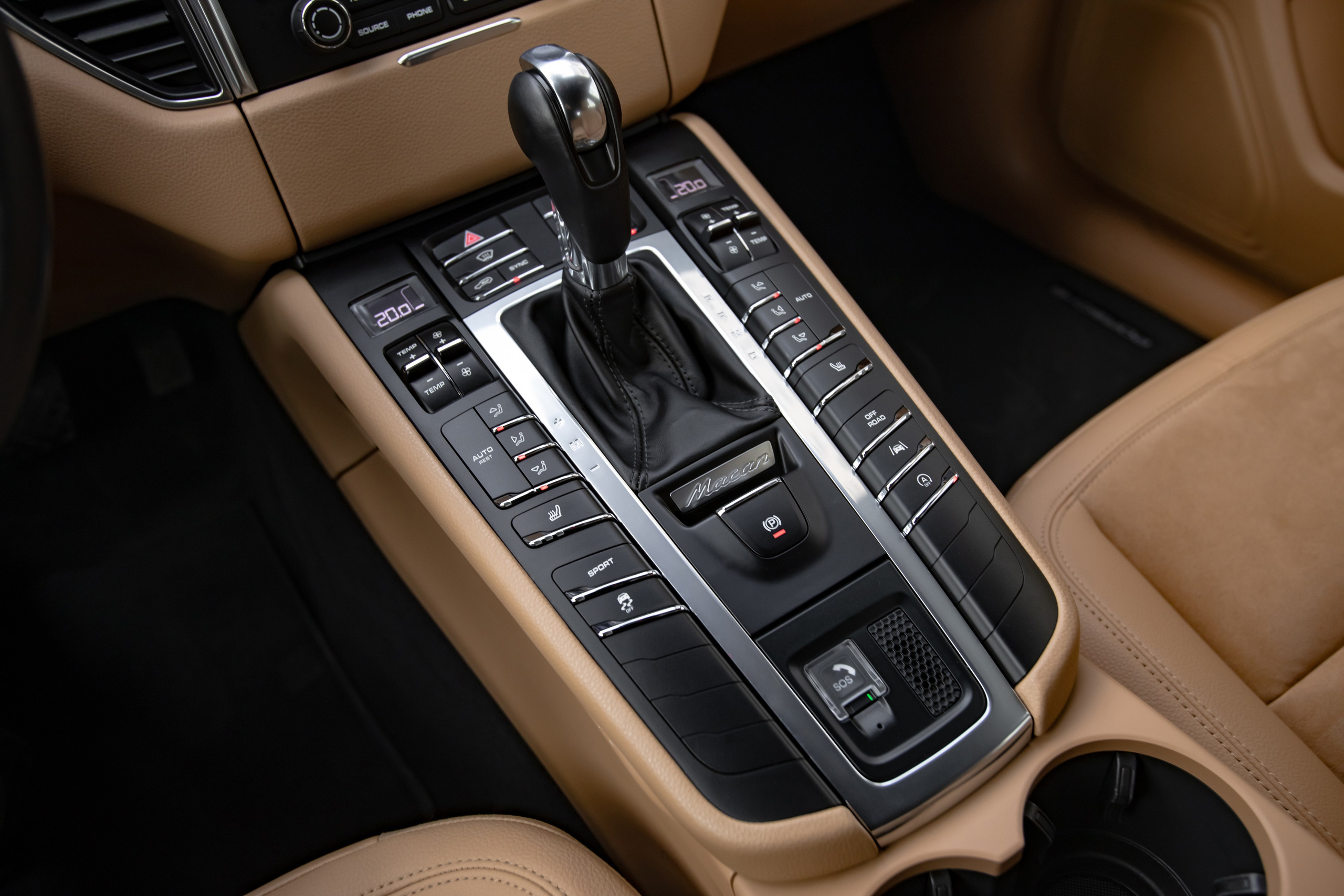 Porsche Macan. Автомобильный фотограф в Москве Андрей Емельянов