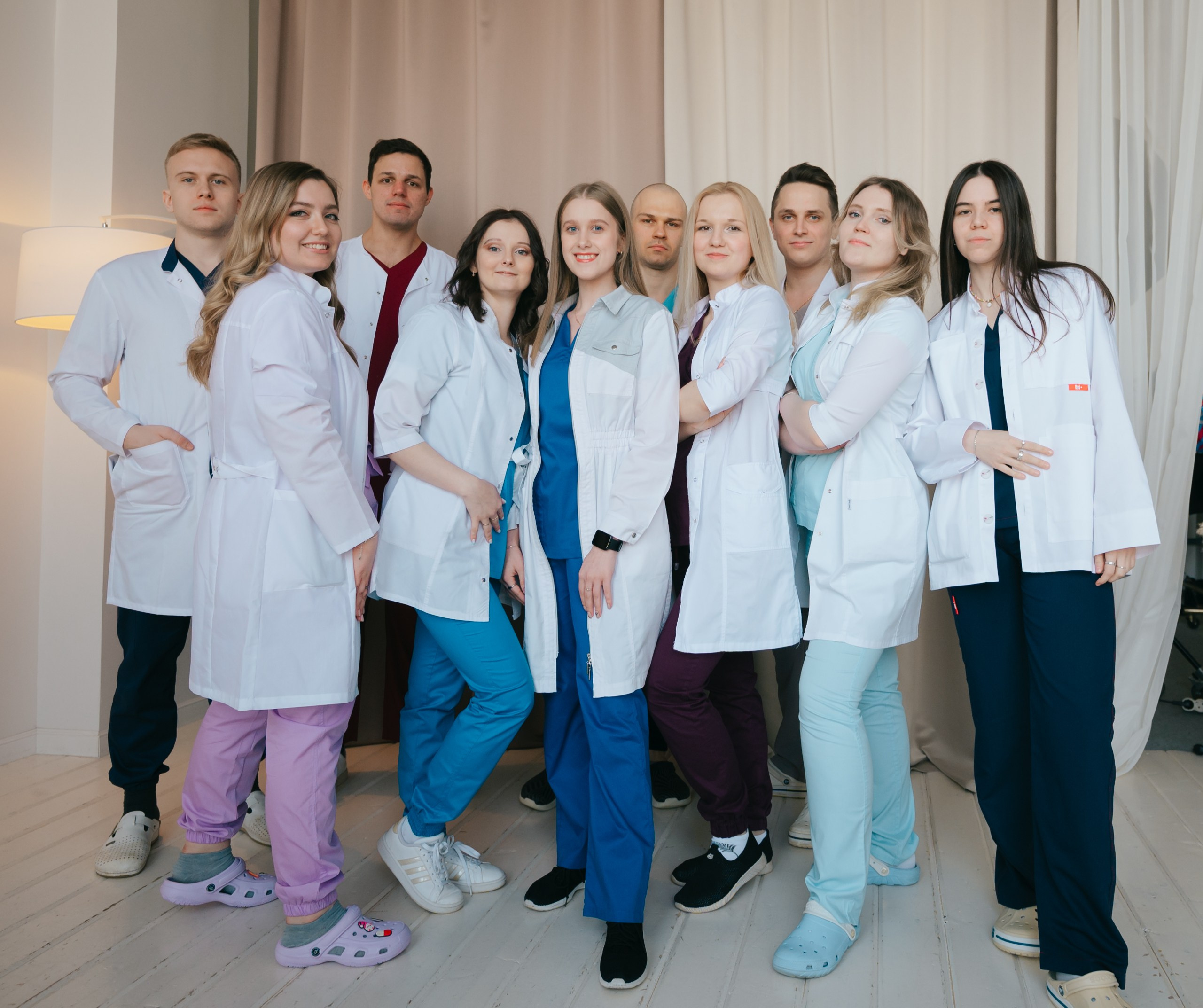 Мед выпуск. Komonev