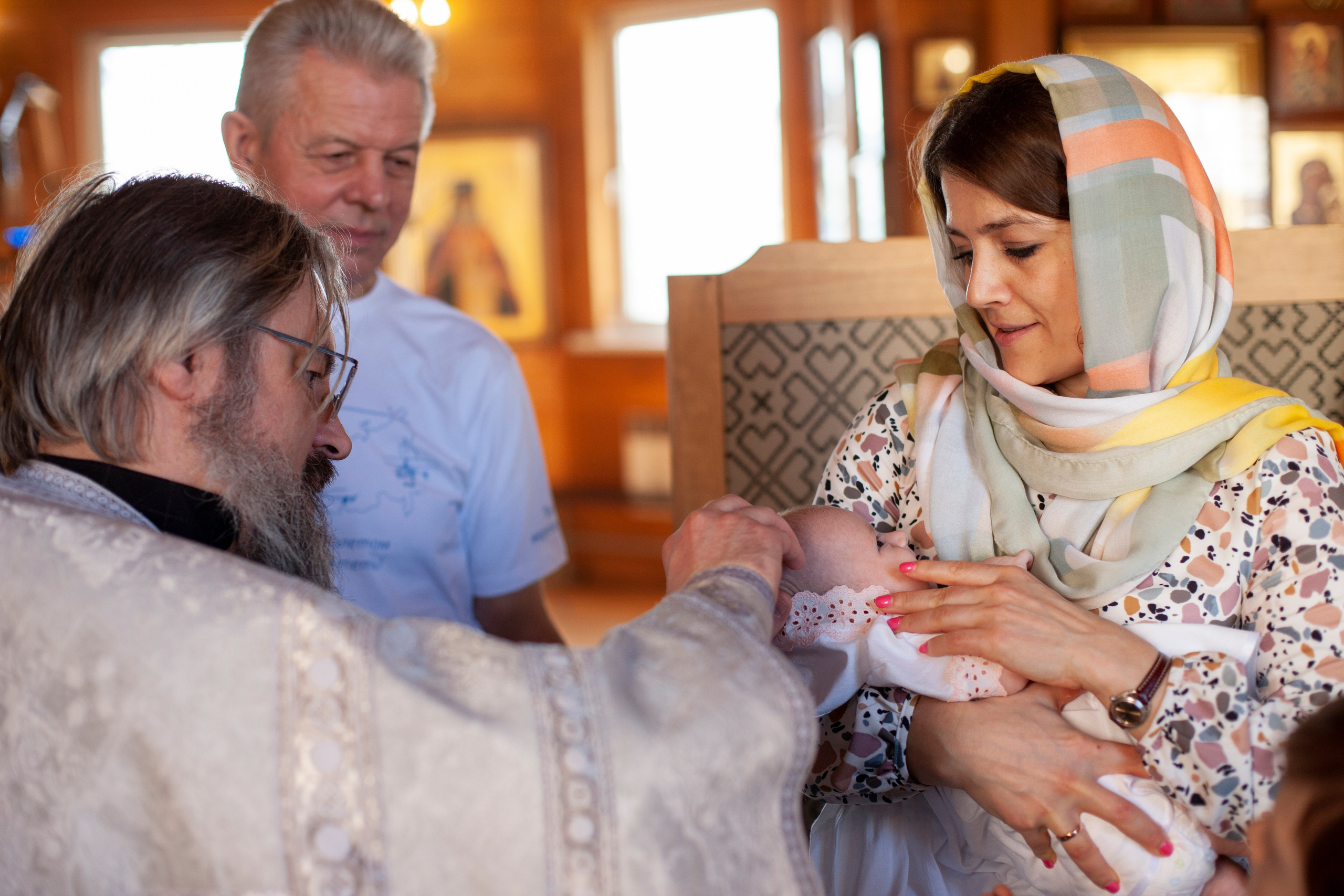 Крещение, стиль «Fuji Velvia 100». Фотограф на крещение/венчание