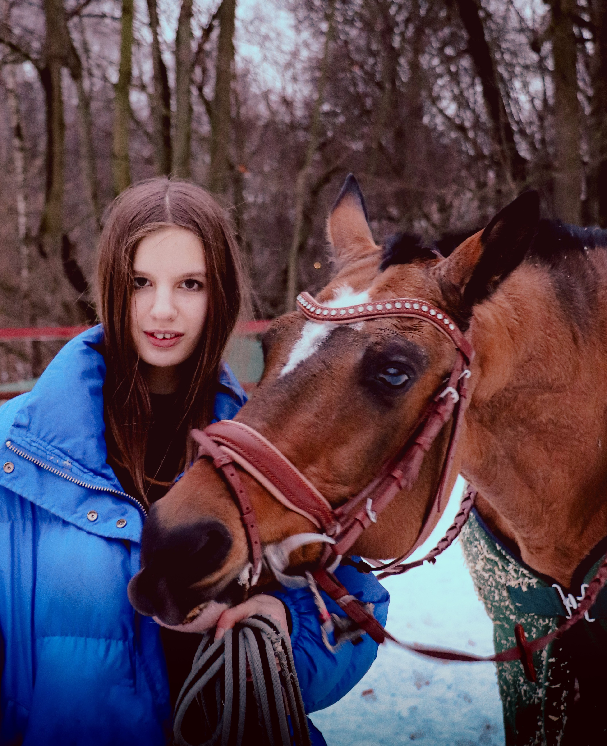Девочка с конём. Фотограф репортажей и стритфотосессий в Москве Людмила Смирнова
