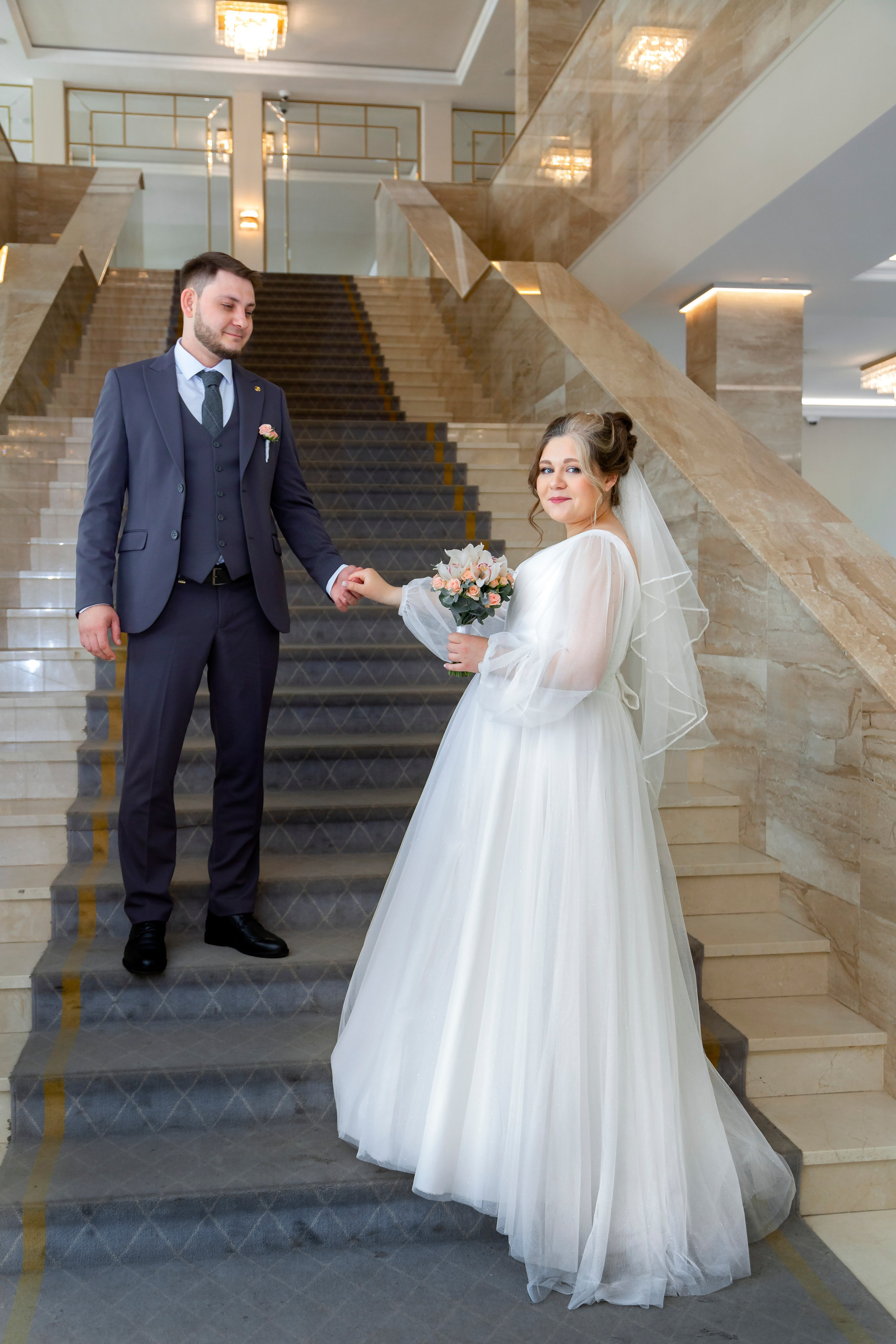 Артем и Оксана ~ Дворец № 4. Семейный и свадебный фотограф в Москве Татьяна Седлецкая