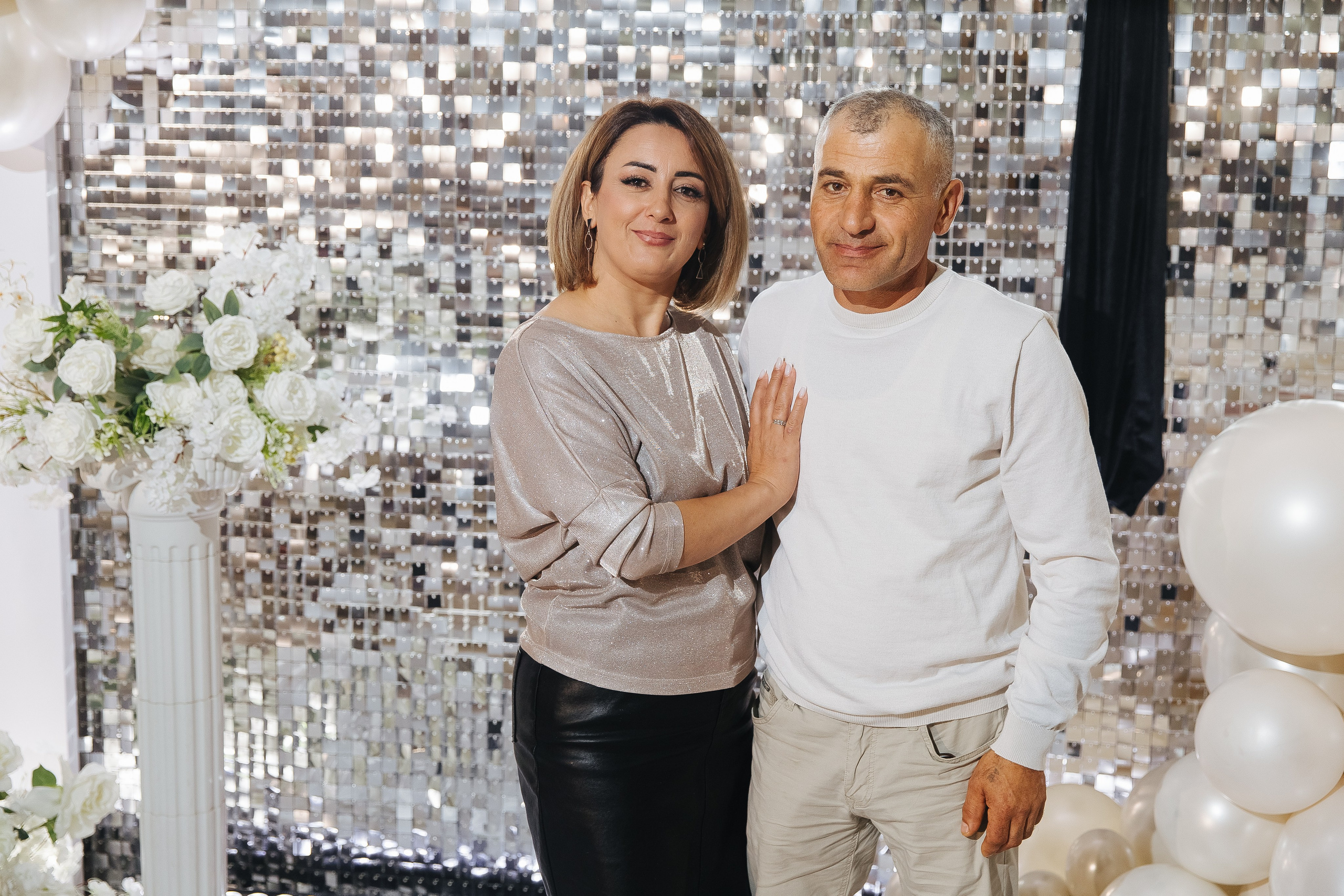 Ани и Назели. 35&5 День рождения, «Янтарь». Фотограф в Красноярске Надежда Воскресенская