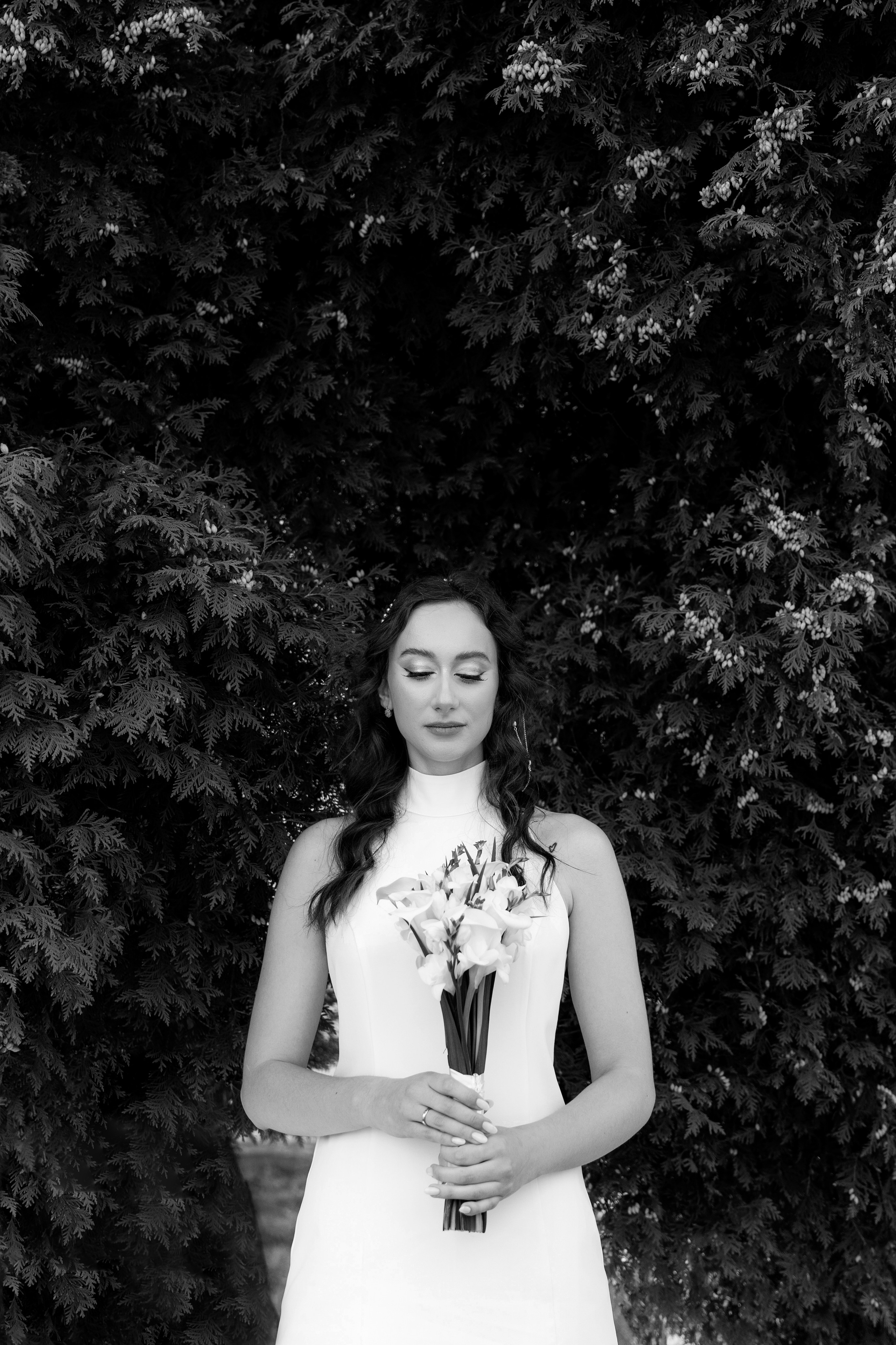 Любовь на фоне старого аэропорта. Ваш семейный фотограф в Минске — Вика Трегубова