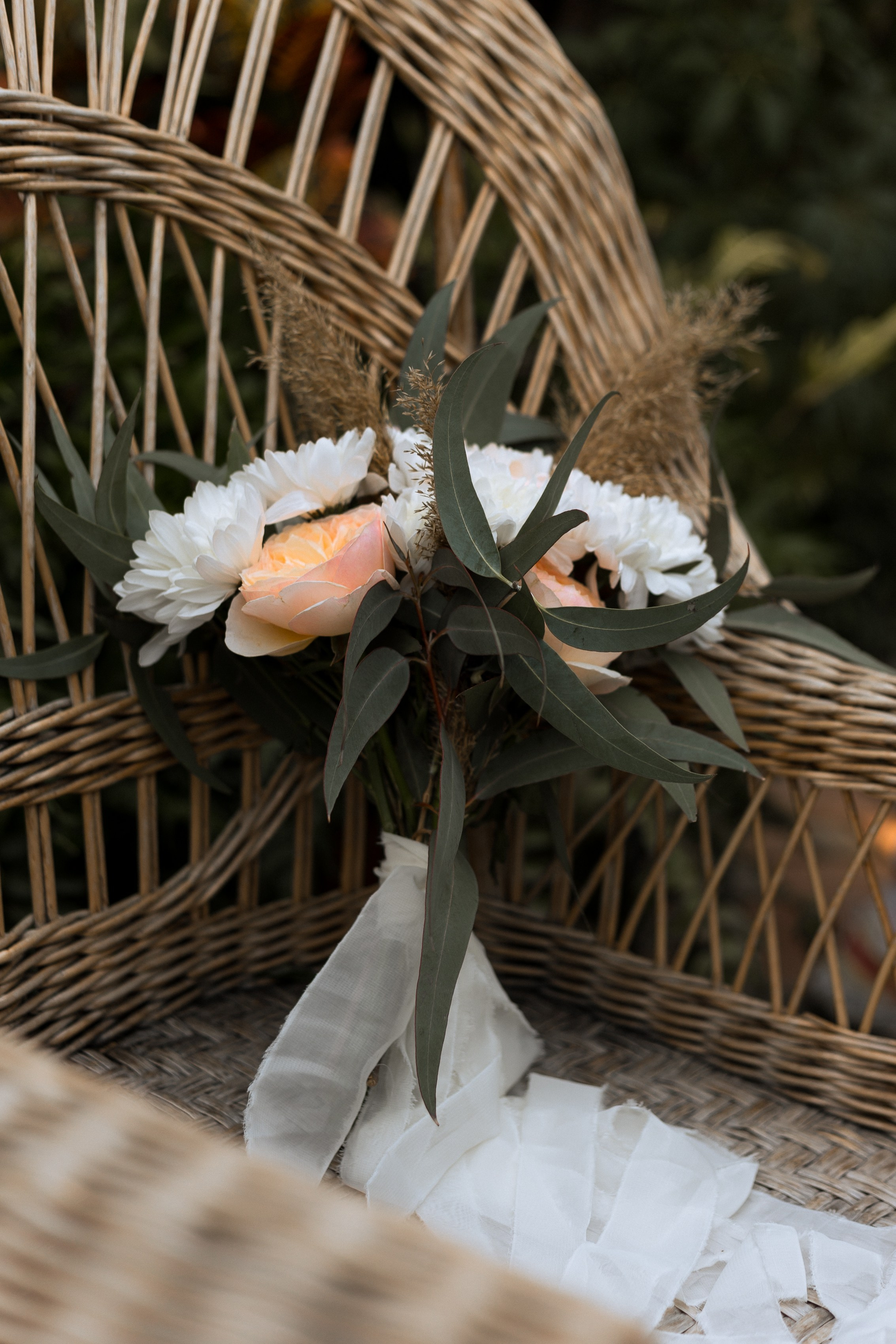 Свадебная фотосессия в оранжерее. Свадебный и семейный фотограф в Волгограде Кристина Иванова