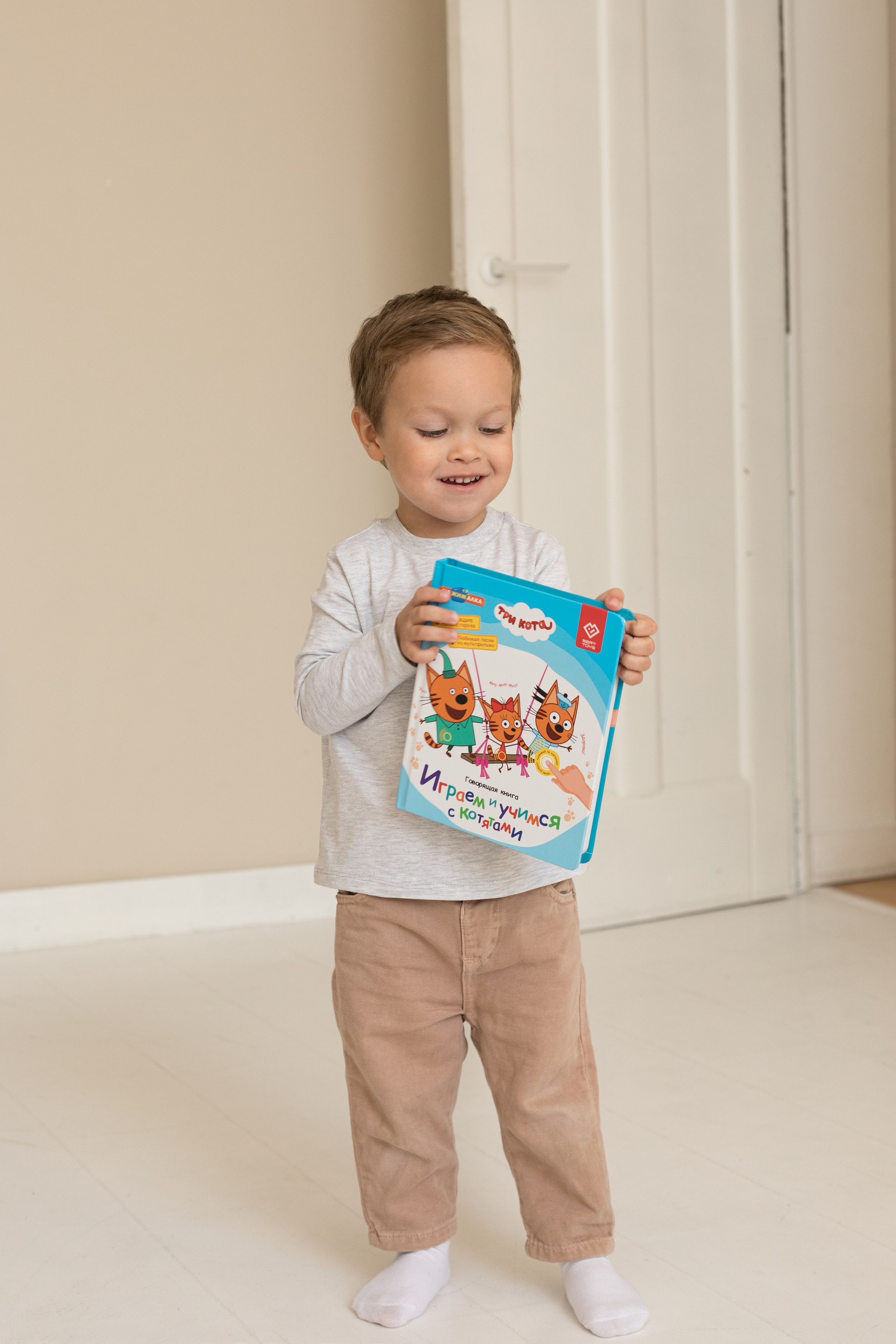 Съемка контента для соц сетей berttoys. Детский и контент фотограф Надя Волкова Санкт-Петербург