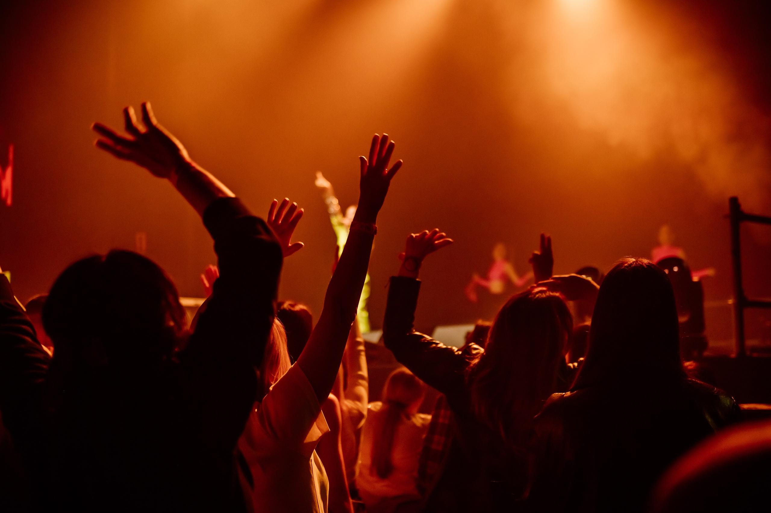 Дискач 90-х в Кемерово, СРК Арена. Детский фотограф, семейный фотограф и репортажи в Кемерово