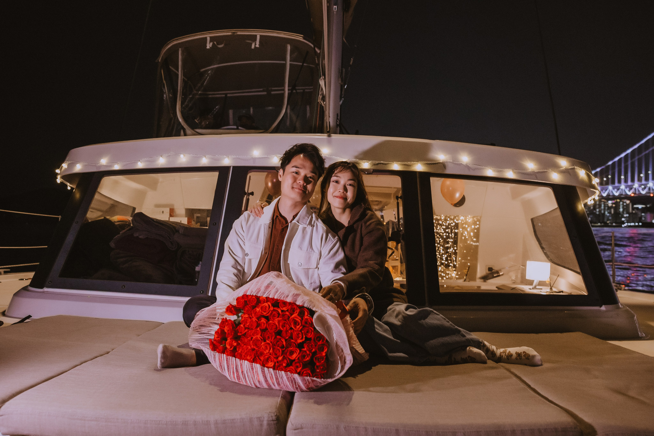 Предложение руки и сердца на яхте во время вечерней прогулке в Пусане. ВАШ ФОТОГРАФ В ПУСАНЕ (Южная Корея) Александра Ануфрий