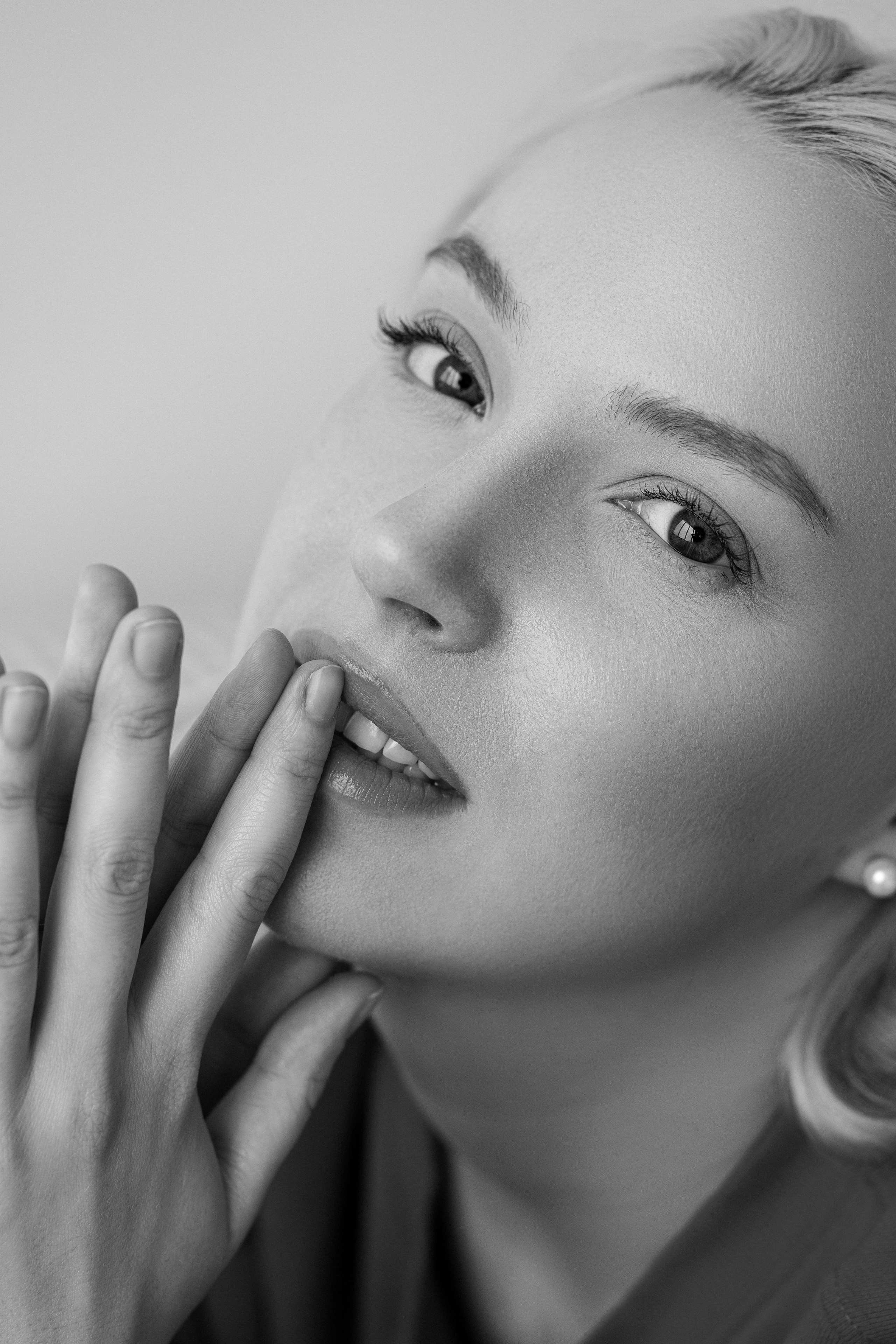 Женский портрет в студии. Фотограф Минск