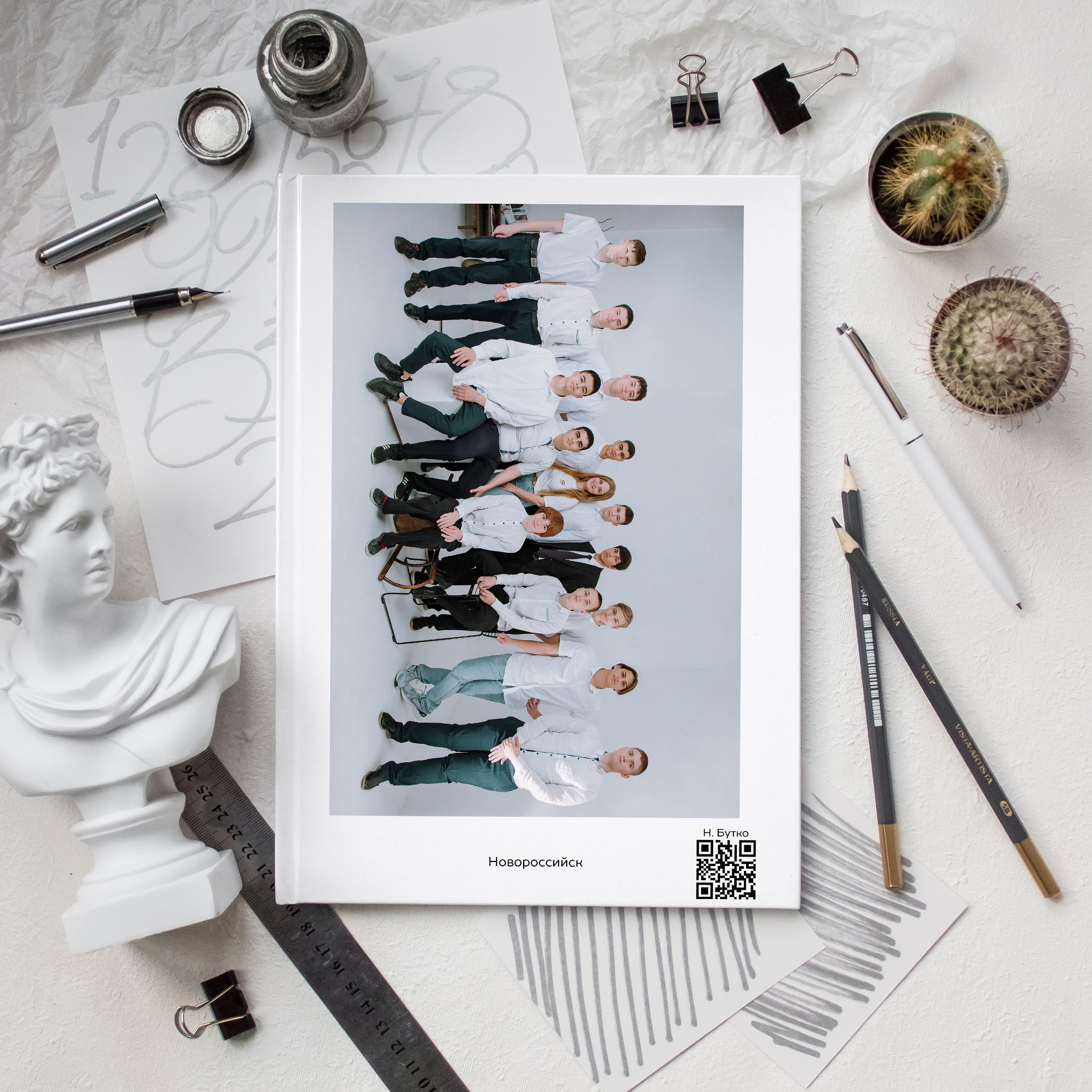 Книга 6 страниц старшая школа. Выпускные альбомы Натальи Бутко: Новороссийск, Анапа, Геленджик