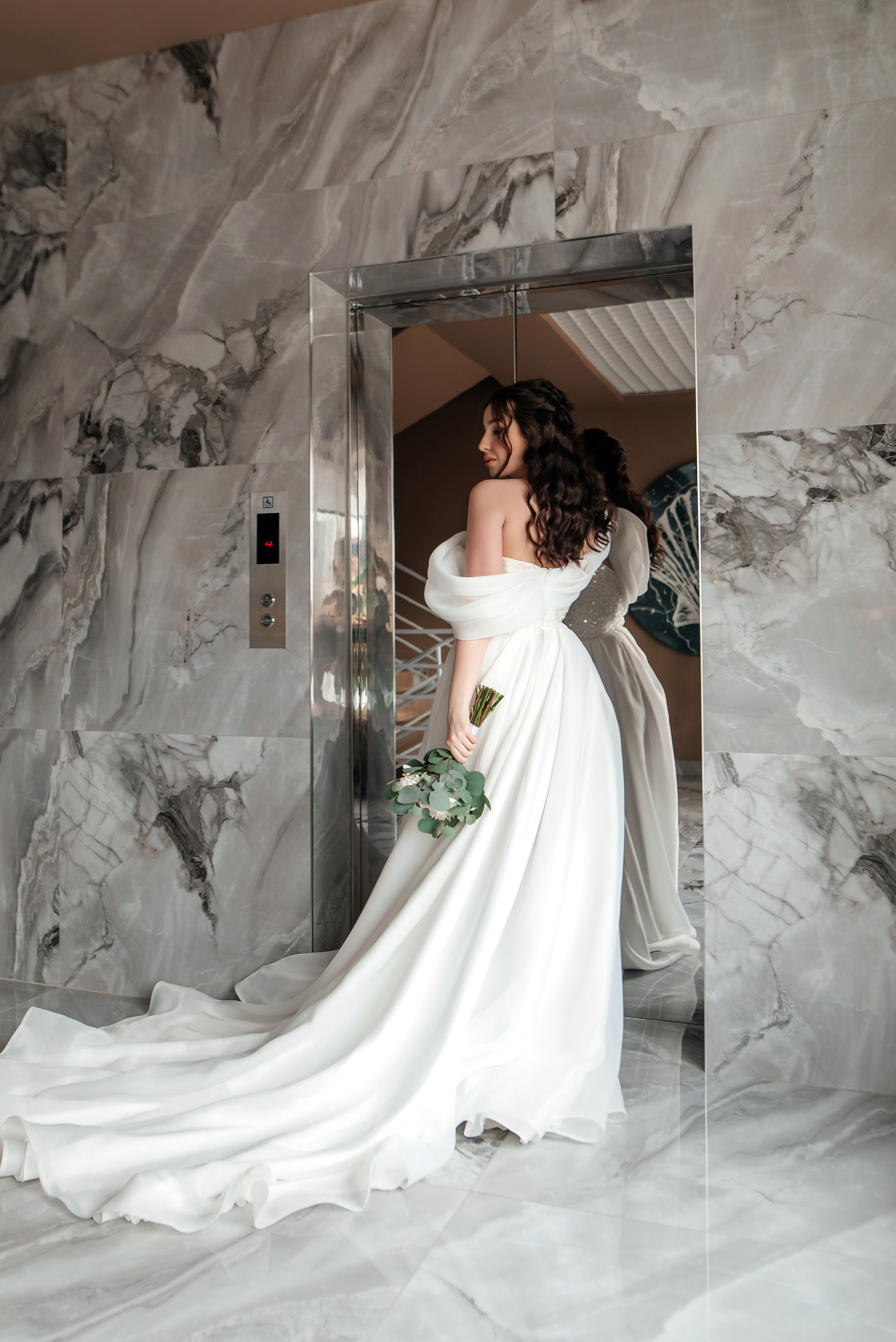 Свадебное утро в отеле у моря. Свадебный фотограф Елена Рякина