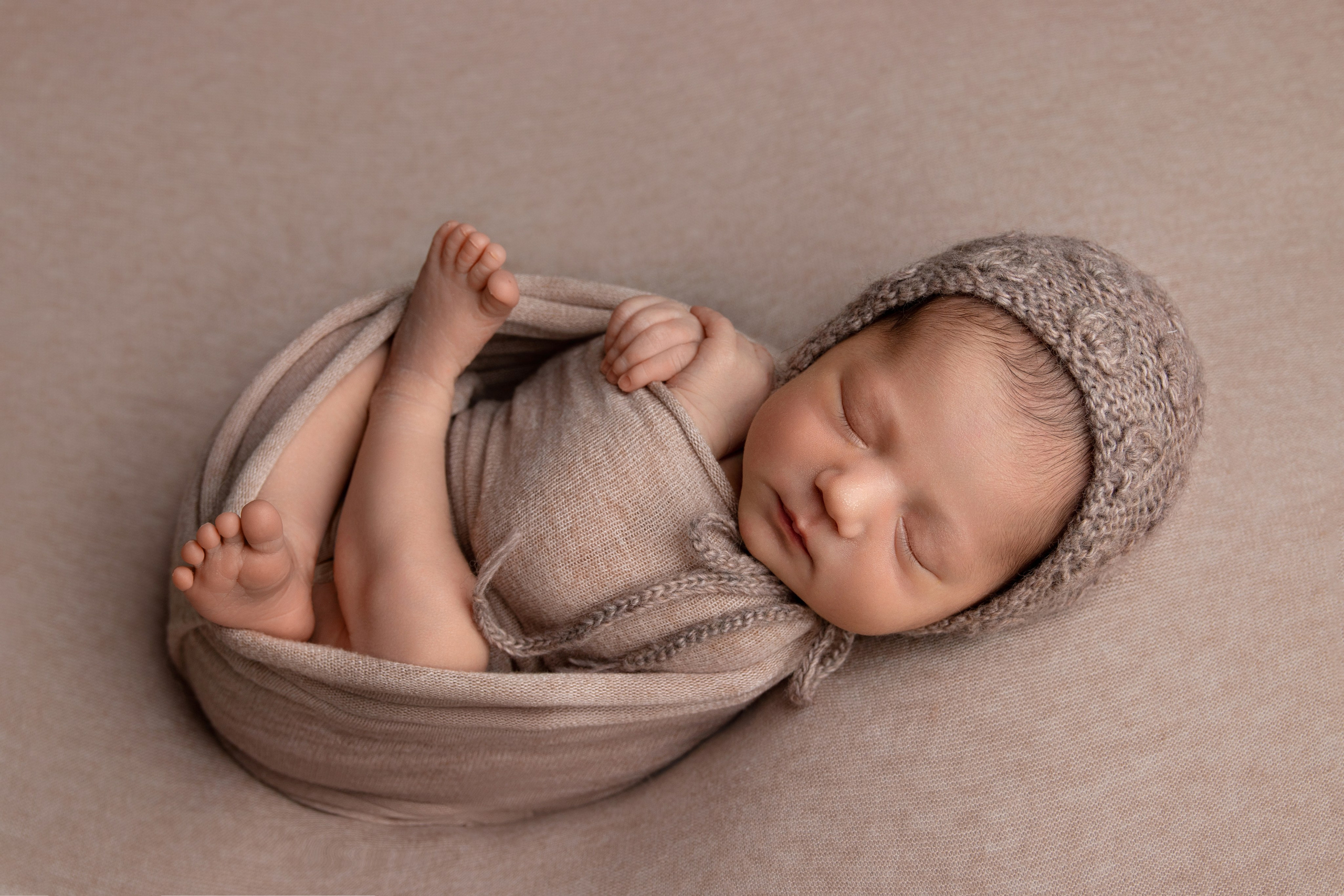 Ньюборн. Фотограф новорожденных Оренбург и свадебный фотограф Оренбург