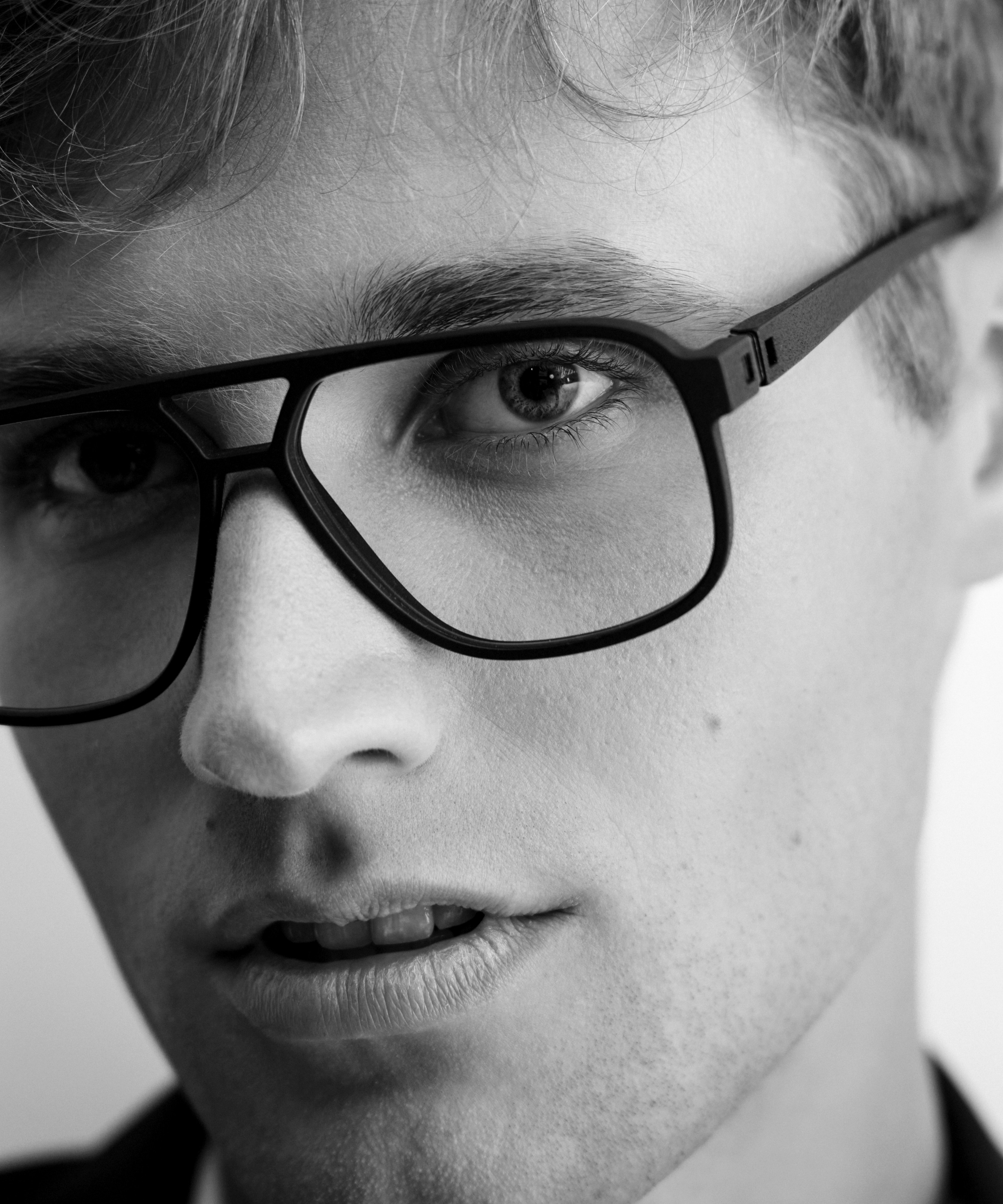 Игорь, 187 см, 48-50 р-р. KED Production — продакшн из СПб. Создаём фото, видео и контент, который помогает брендам и селлерам продавать больше