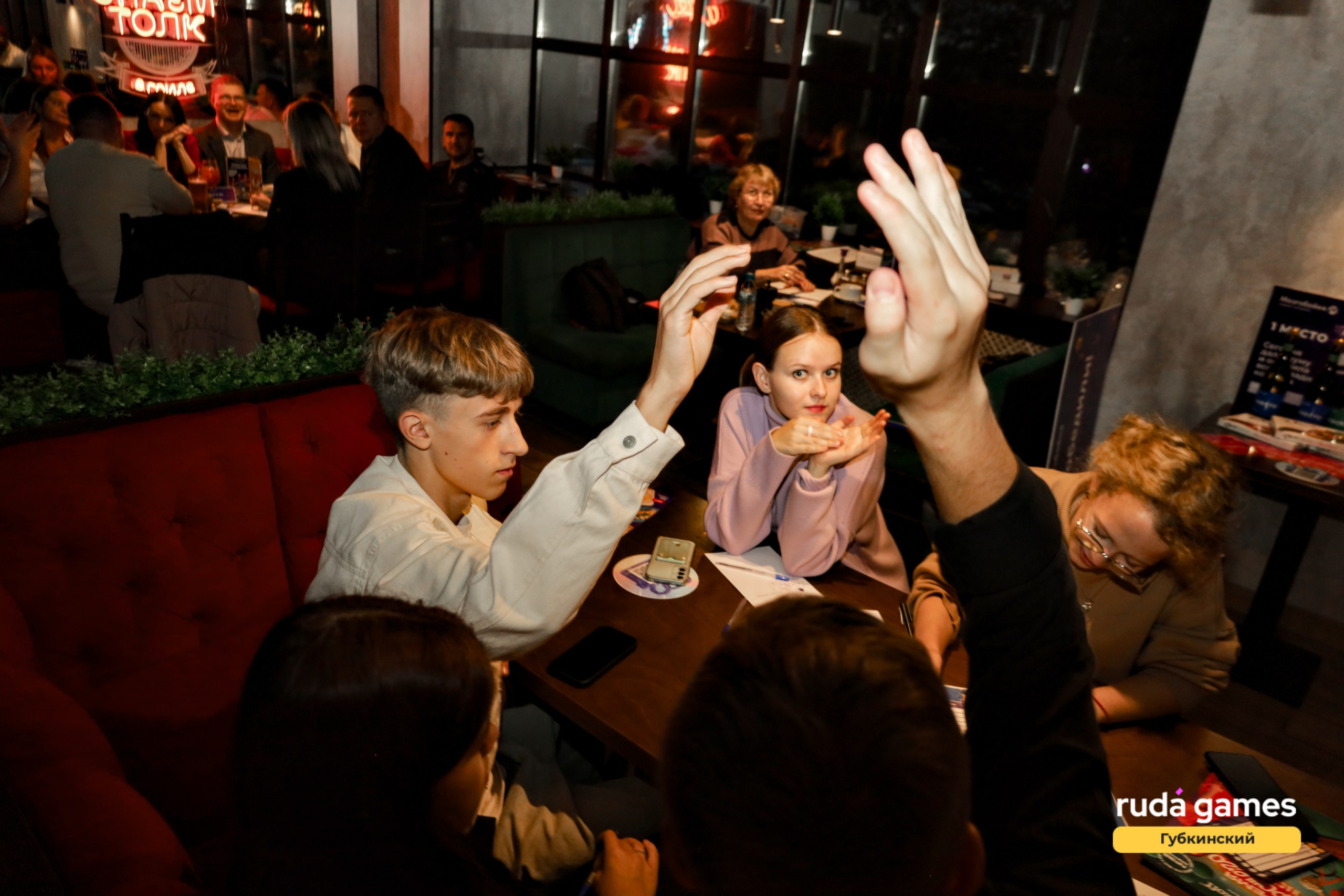 5 сентября. Фотограф в Губкинском | Александра Артамонова