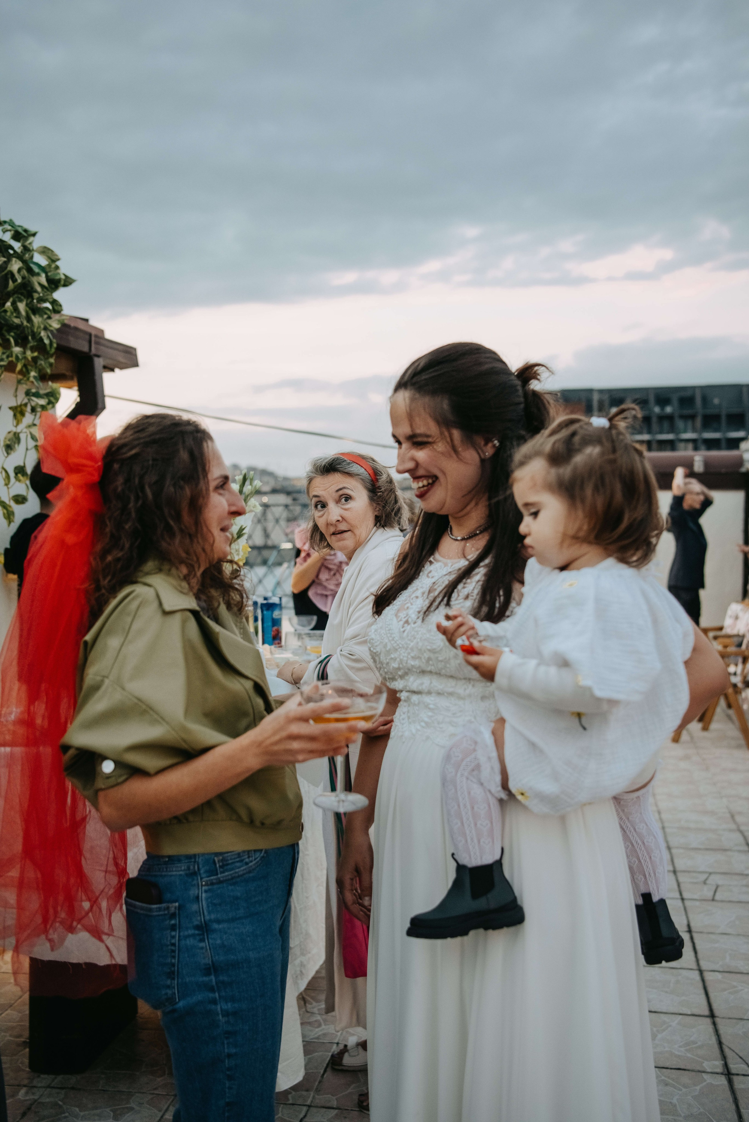 Вечеринка на крыше. Портретный и свадебный фотограф в Тбилиси • xeniqo