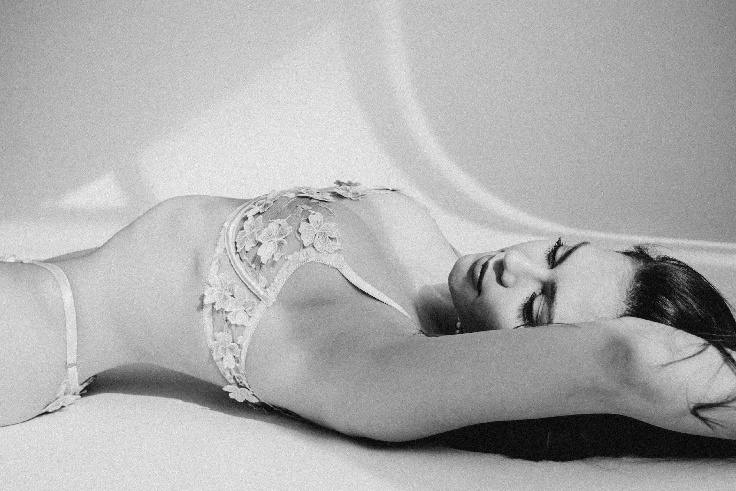 Съемка в пиджаке. Портретный и свадебный фотограф в Тбилиси • xeniqo