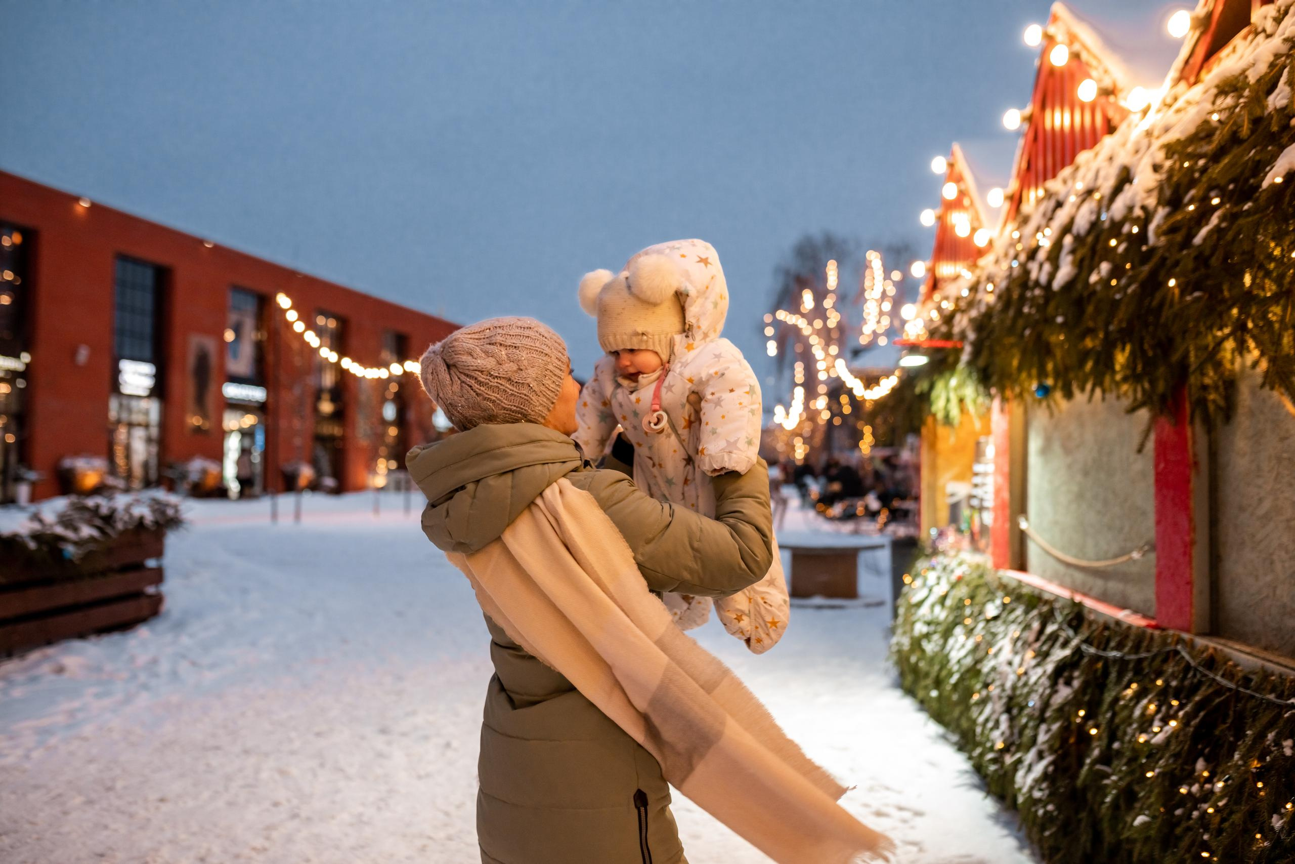 Фотопрогулка для мамы и дочки в Искре. Женский семейный фотограф Тула Москва Захарова Анна