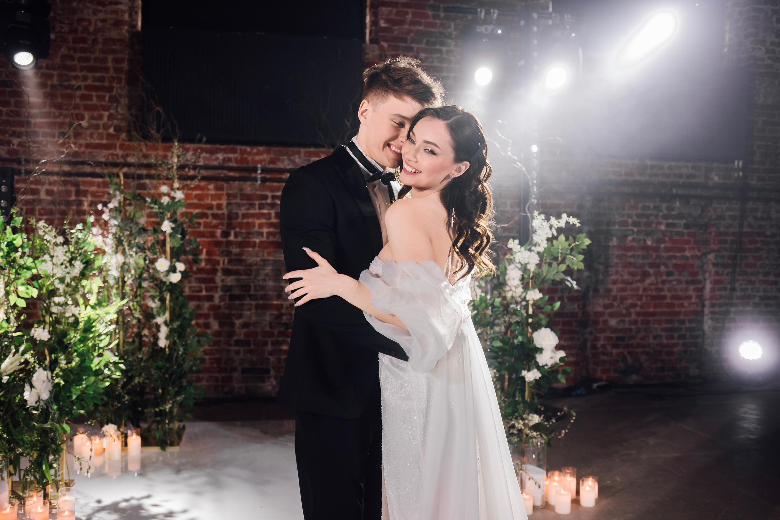 Мария и Алексей. Лофт. Свадебный и семейный фотограф в Москве Евгения Лисина