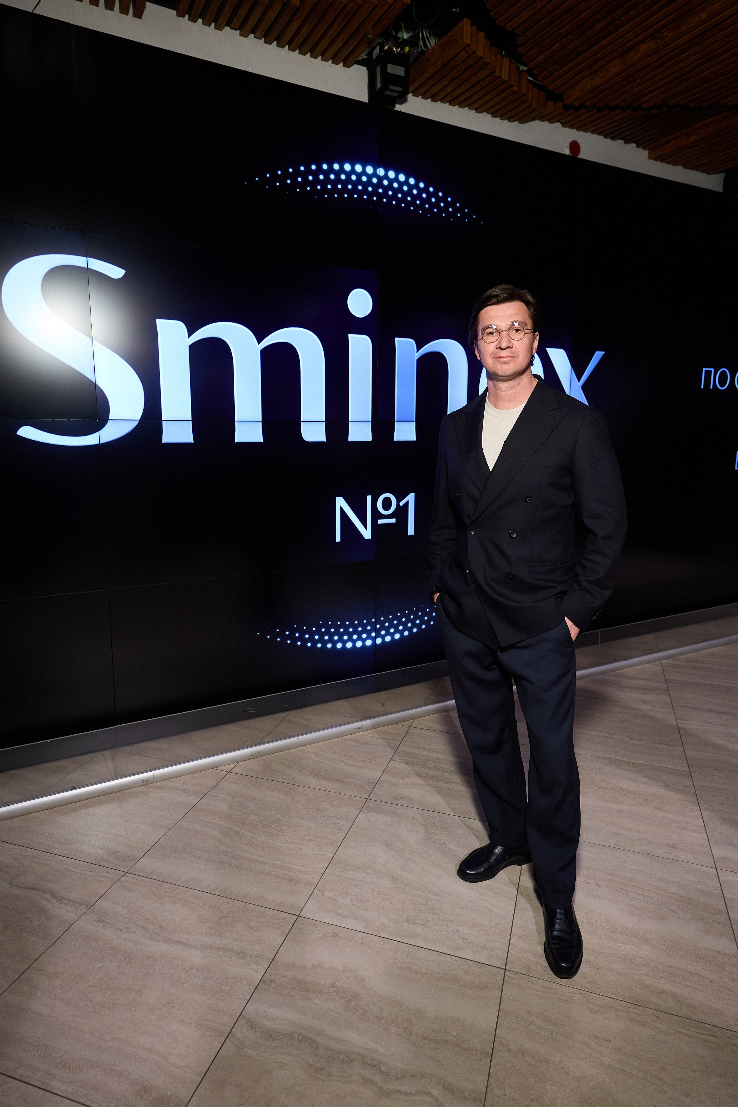 SMINEX. Ретушер Довгуля Александр