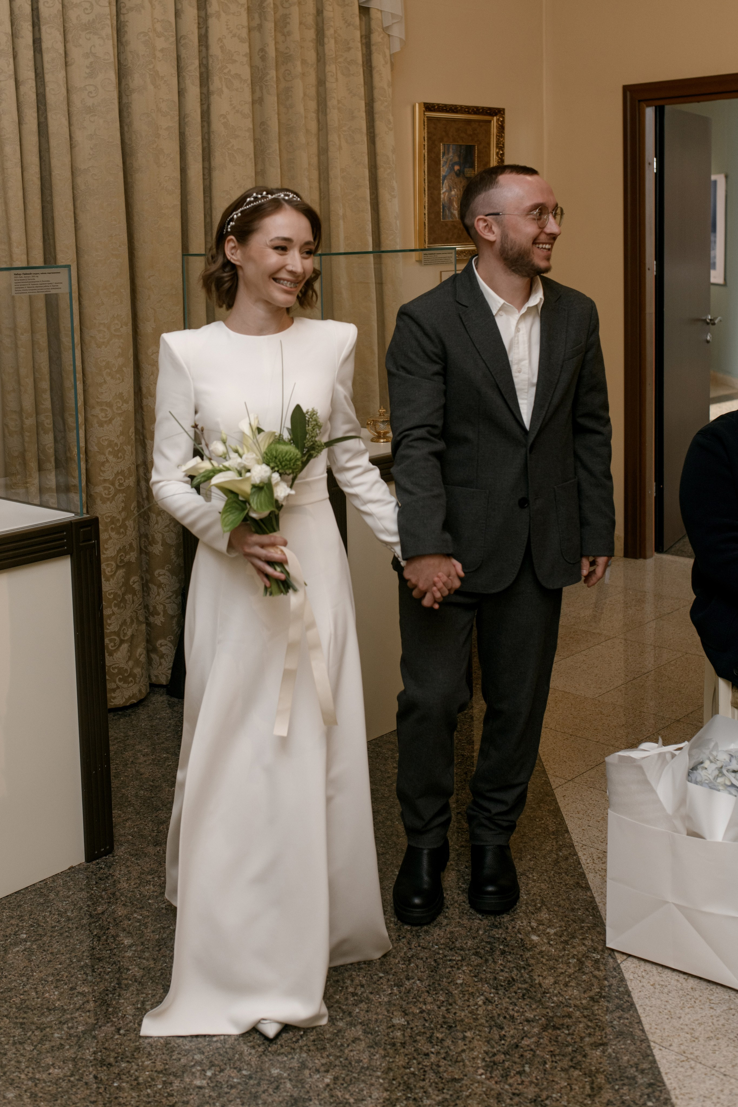 Регистрация Анастасии и Никиты — Краеведческий музей. Свадебный фотограф Екатеринбург/Челябинск — Любовь Волохова