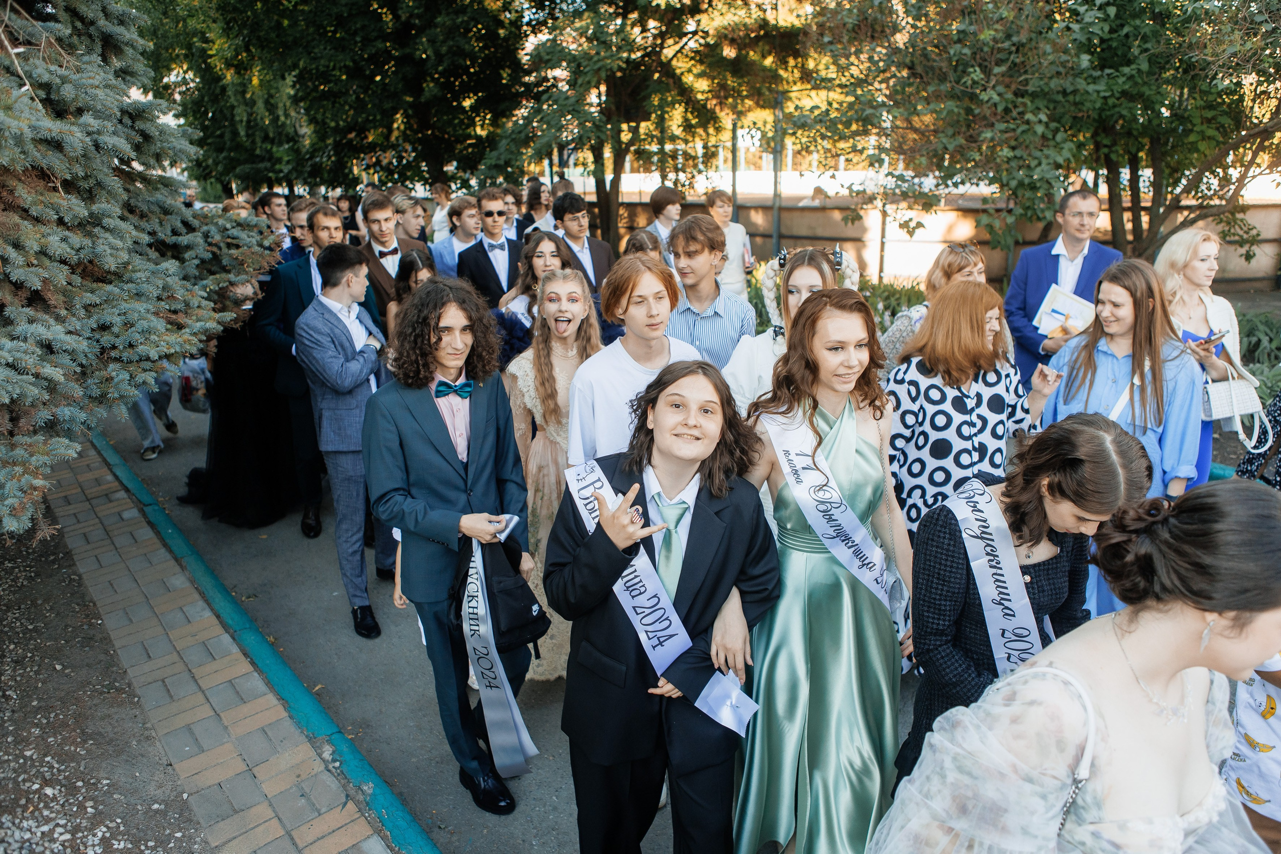 Выпускной Гимназия 12 2024 г. Свадебный и портретный Фотограф в Липецке Дмитрий Котюков