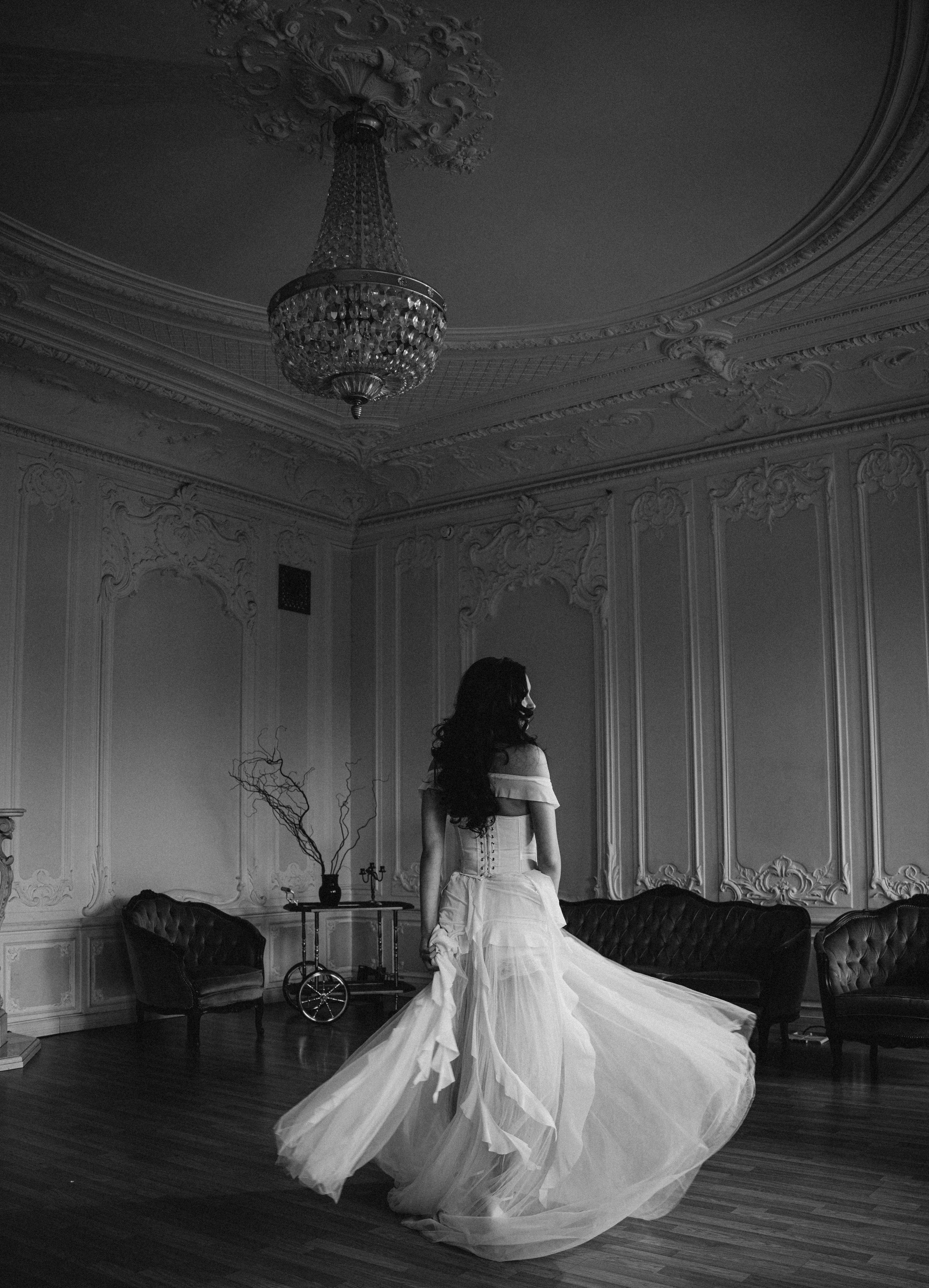 На этой странице представлена студийная фотосессия для девушки. Фотосессия в студии. женский портрет. Свадебная фотосессия СПб. Утро невесты СПб. Фотограф Санкт-Петербург. Федосова Елизавета - свадебный фотограф спб