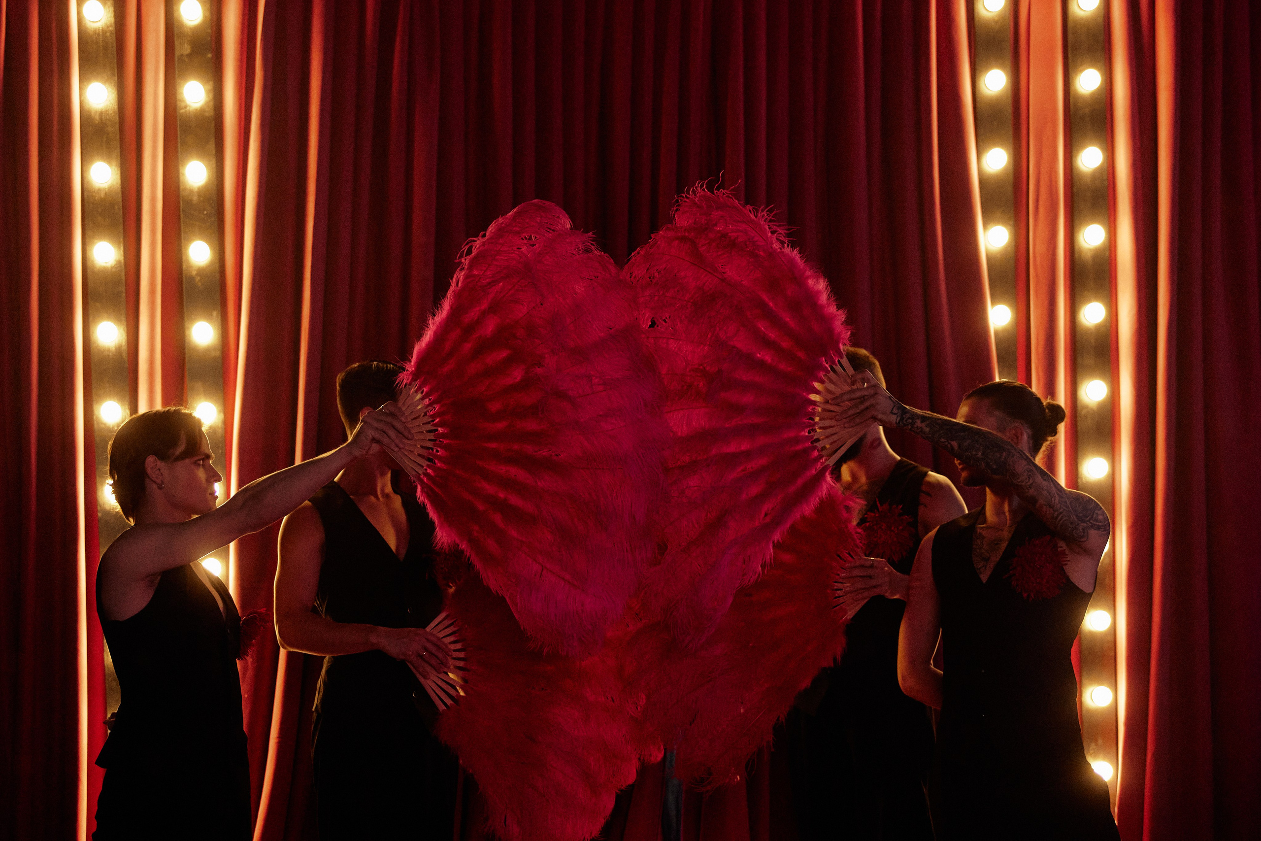 LESYA CABARET. Дмитрий Мазуркевич: Профессиональный Репортажный Фотограф