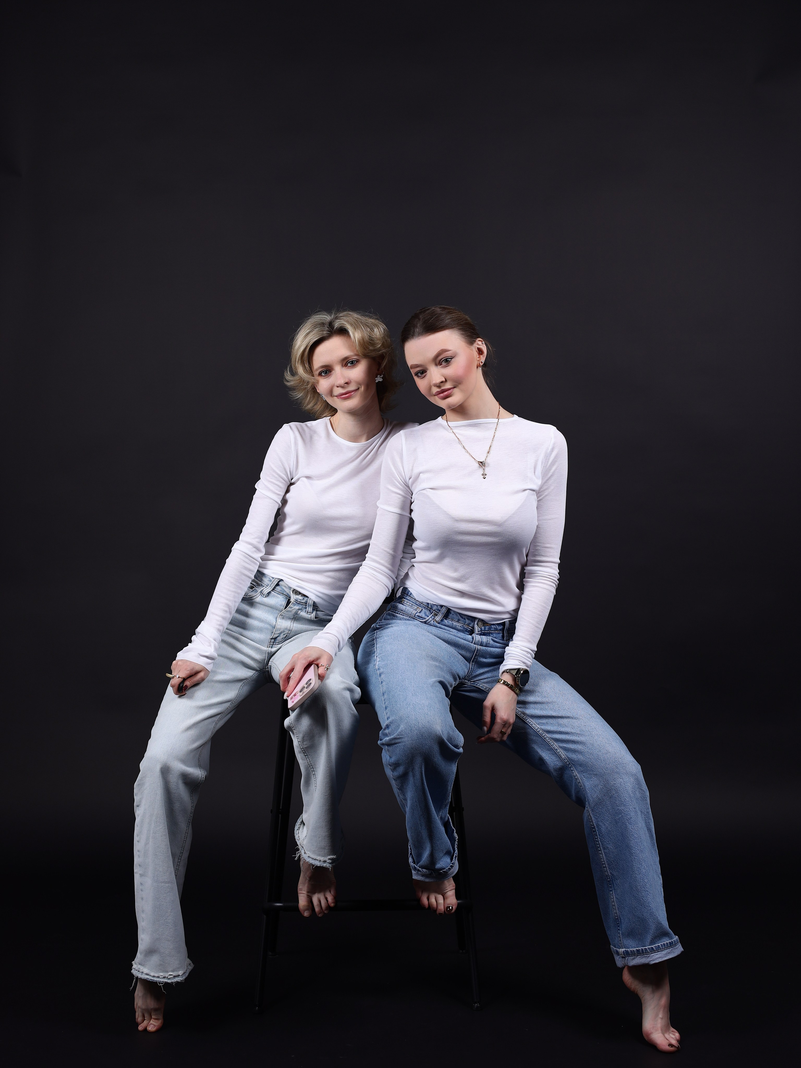 Дарья и Анна. Фотостудия без фотографа Чехов. Первая студия автопортрета в Чехове