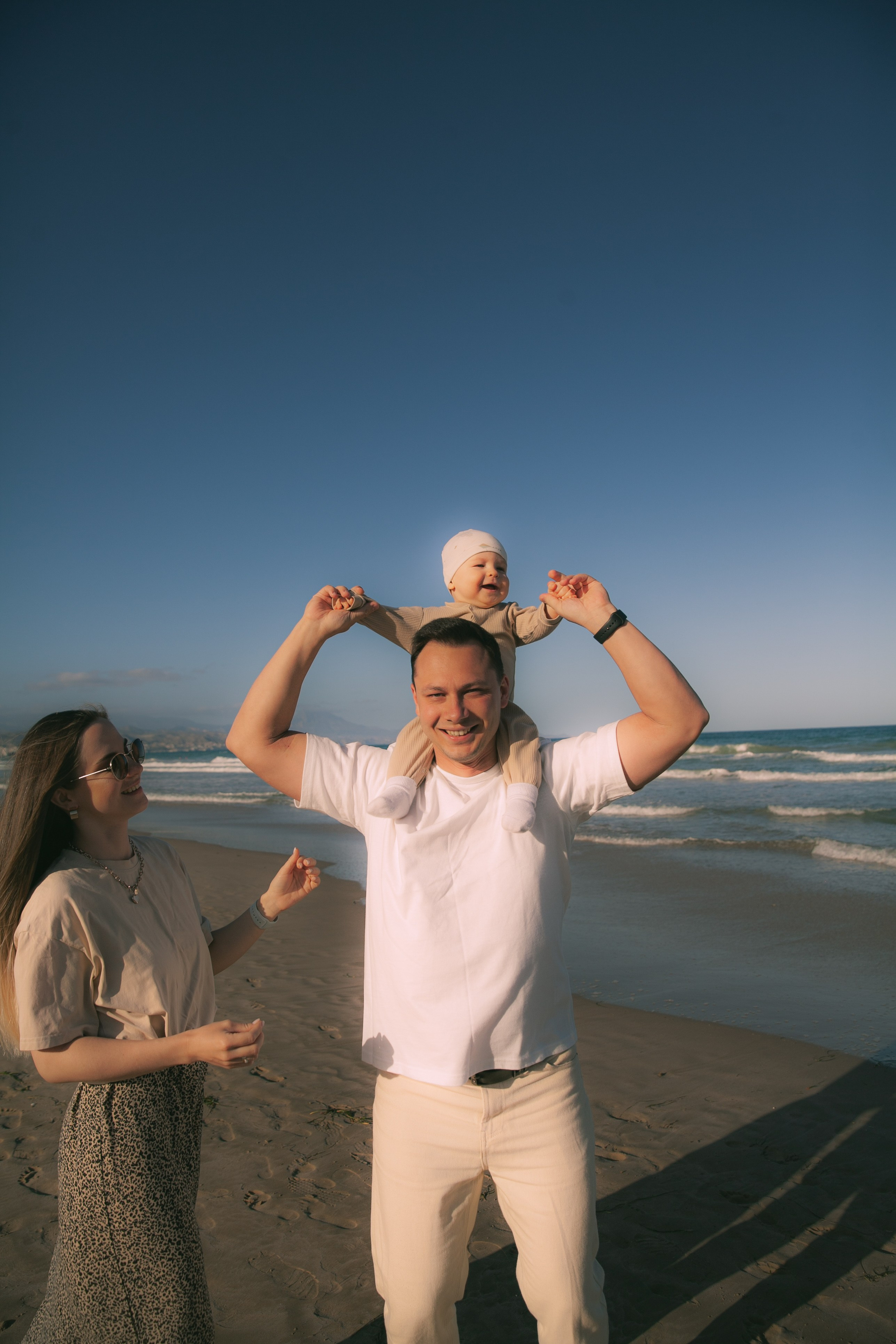 George & Veronika with David. ANNA KUDRINA PHOTOGRAPHY Russia