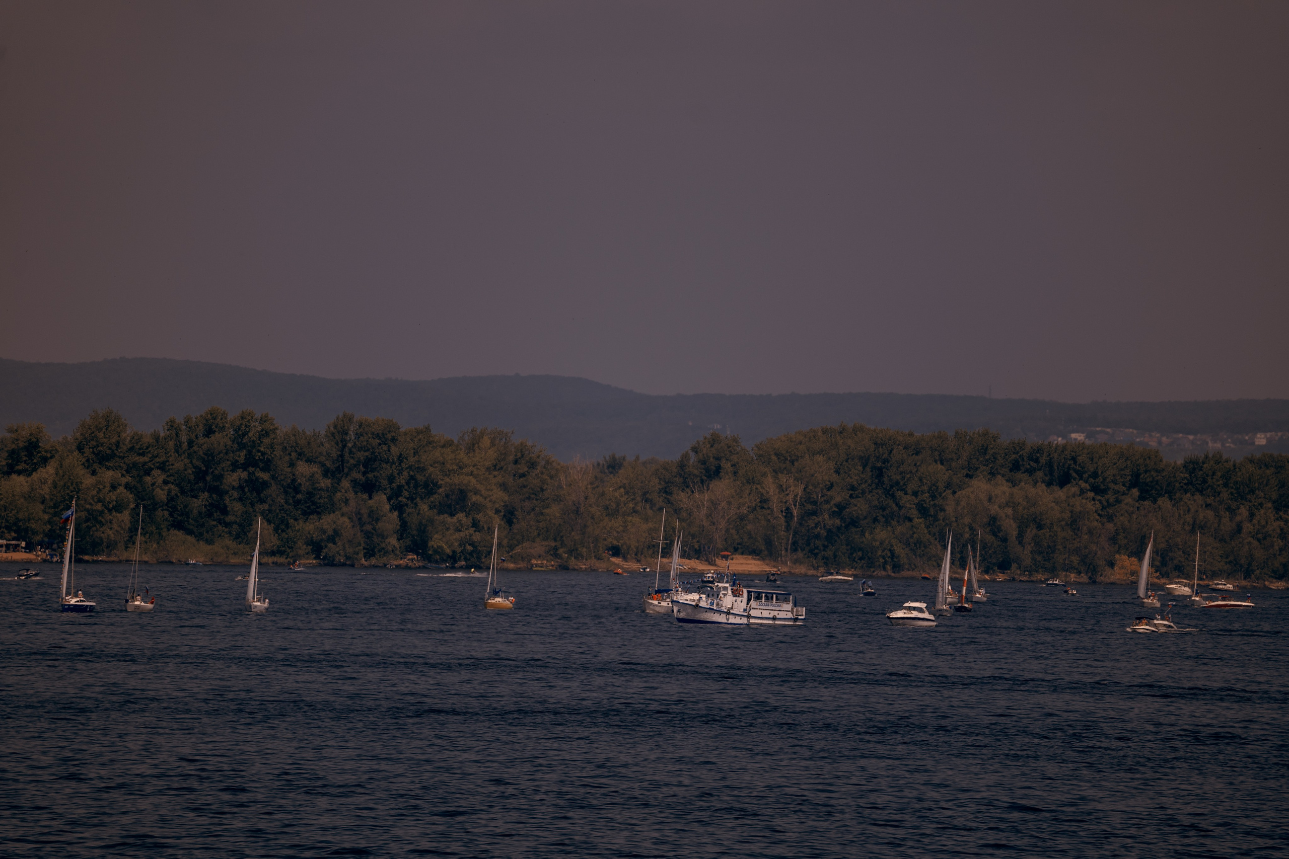Парад судов. Фотограф в Самаре Вадим Грязнов