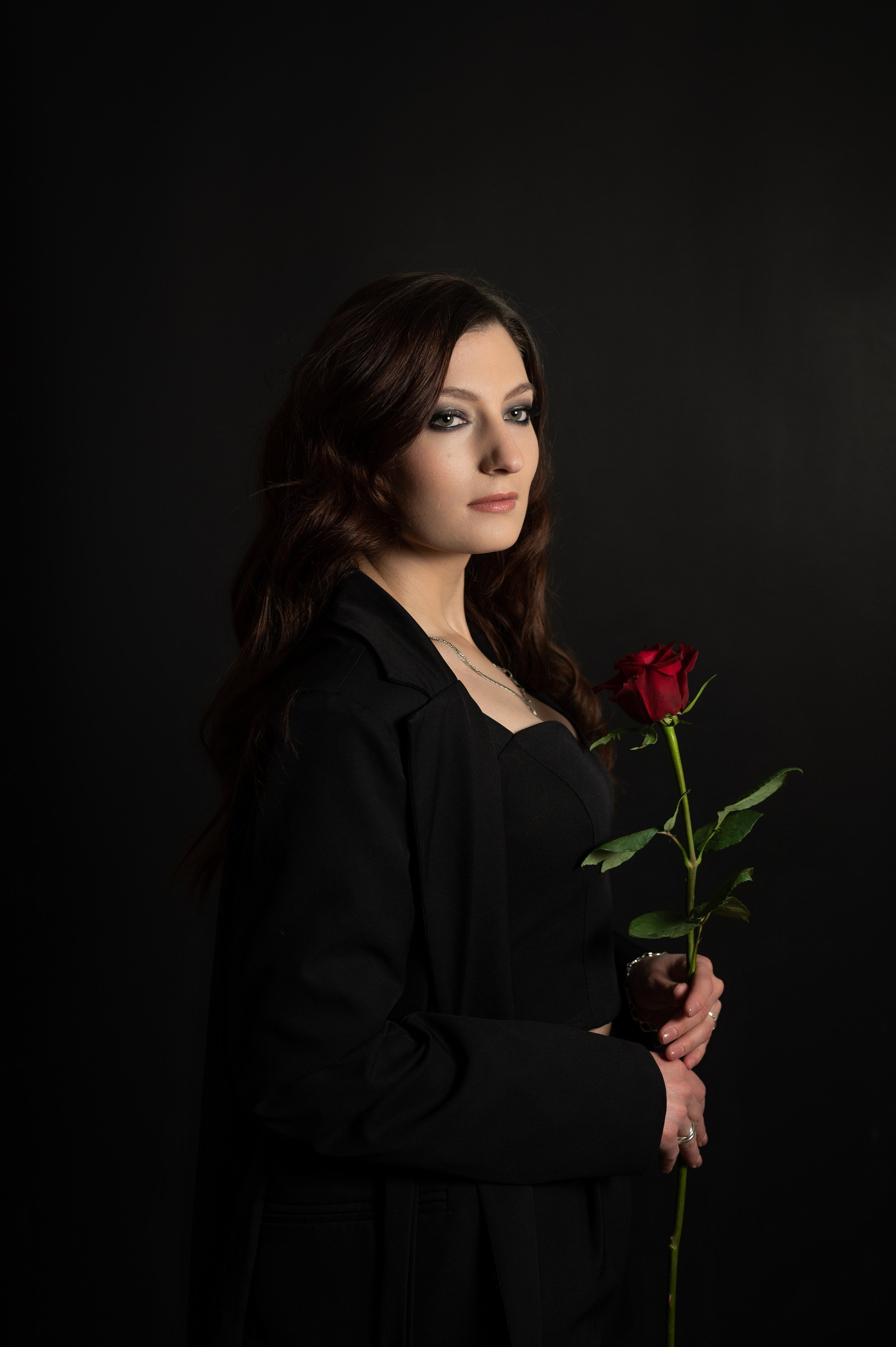 Портреты с розой. Портретный, семейный, свадебный фотограф. Бизнес, контент съёмка. Тула