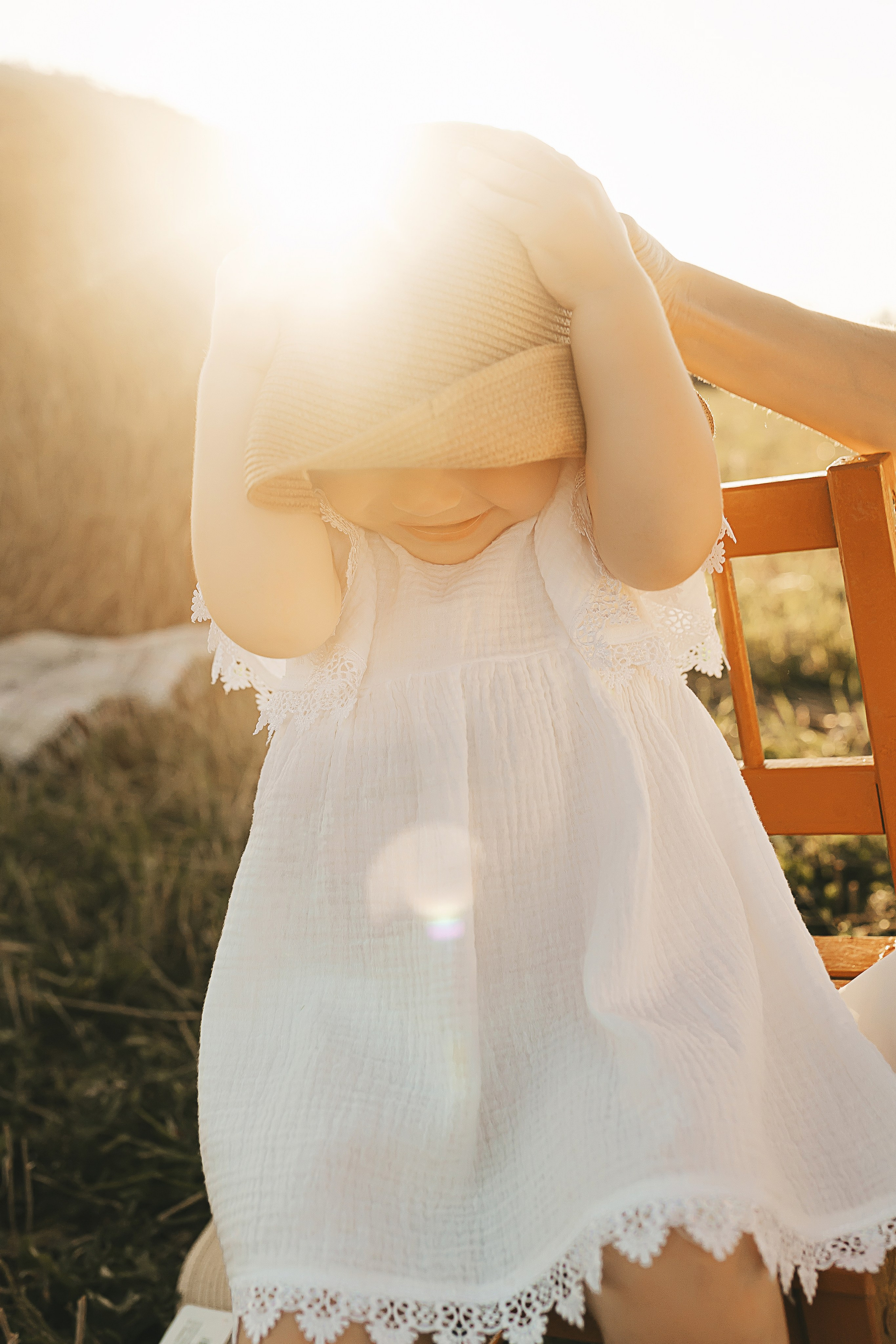 Фотосессия в поле со стогами. Семейный и женский фотограф в Москве Надежда Воробьева