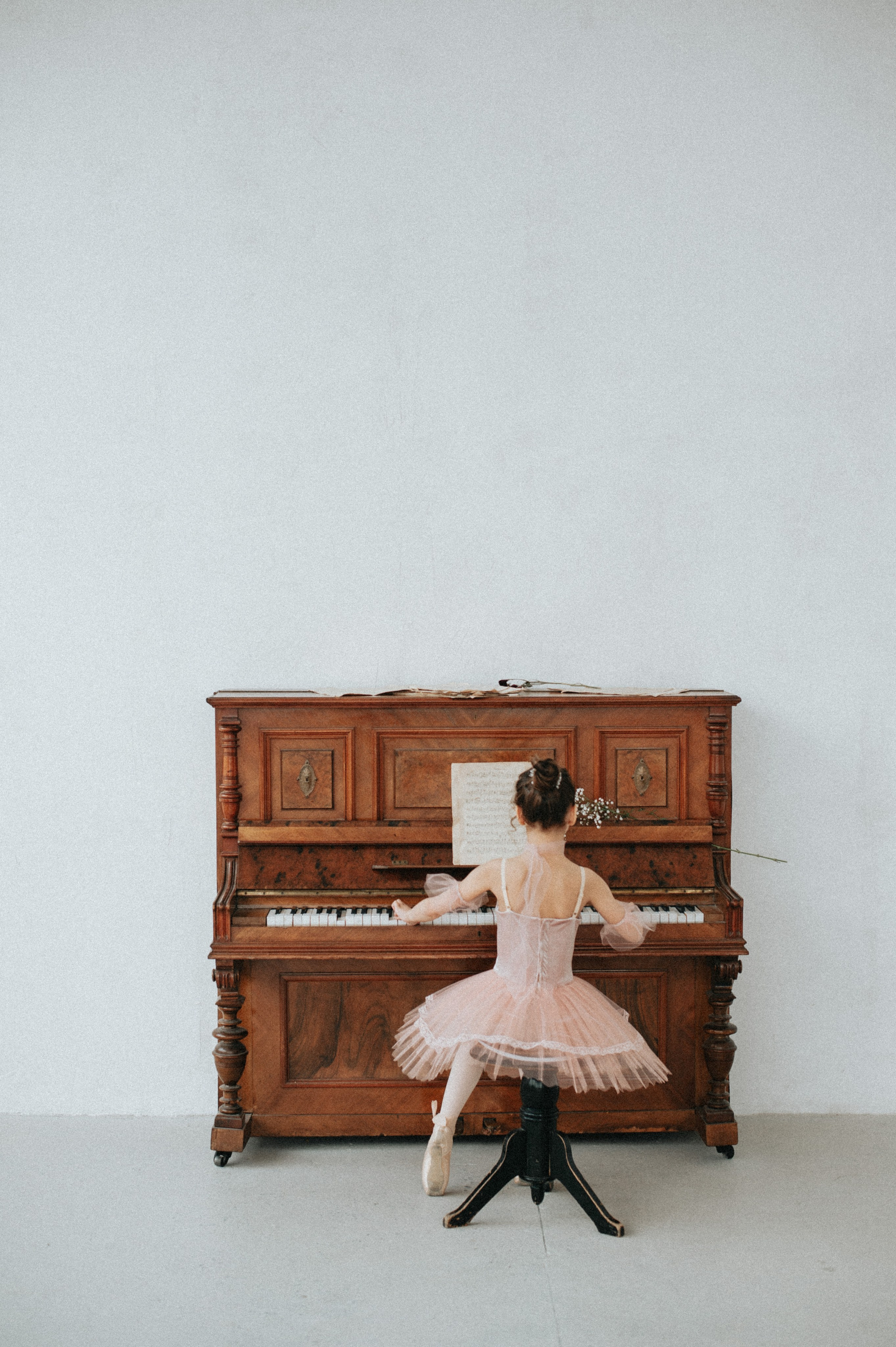 NASTYA. Профессиональный репортажный, коммерческий фотограф в Санкт-Петербурге