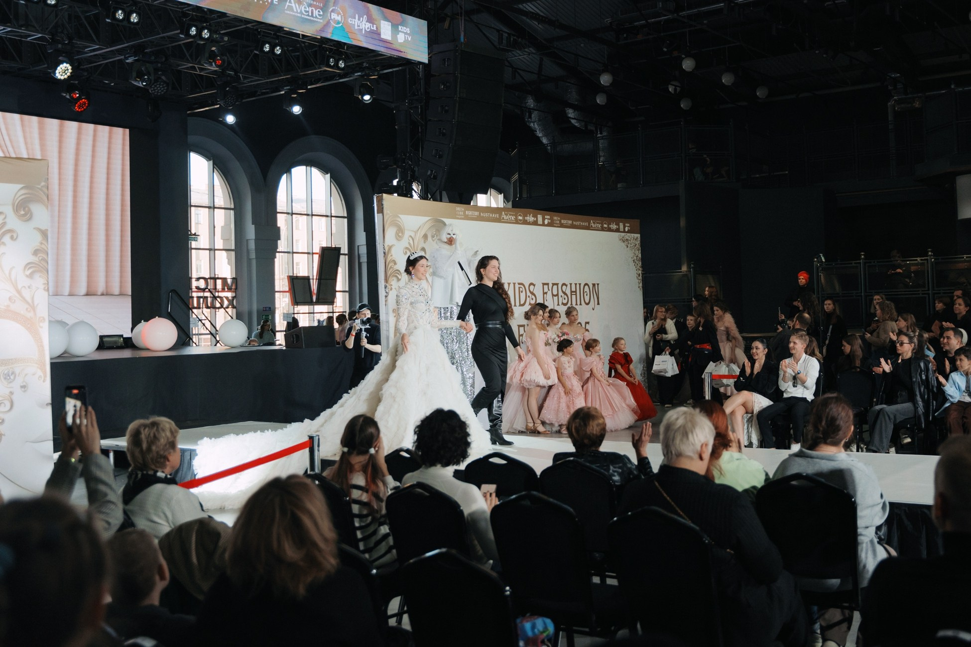 Kids Fashion Week. Annyshka