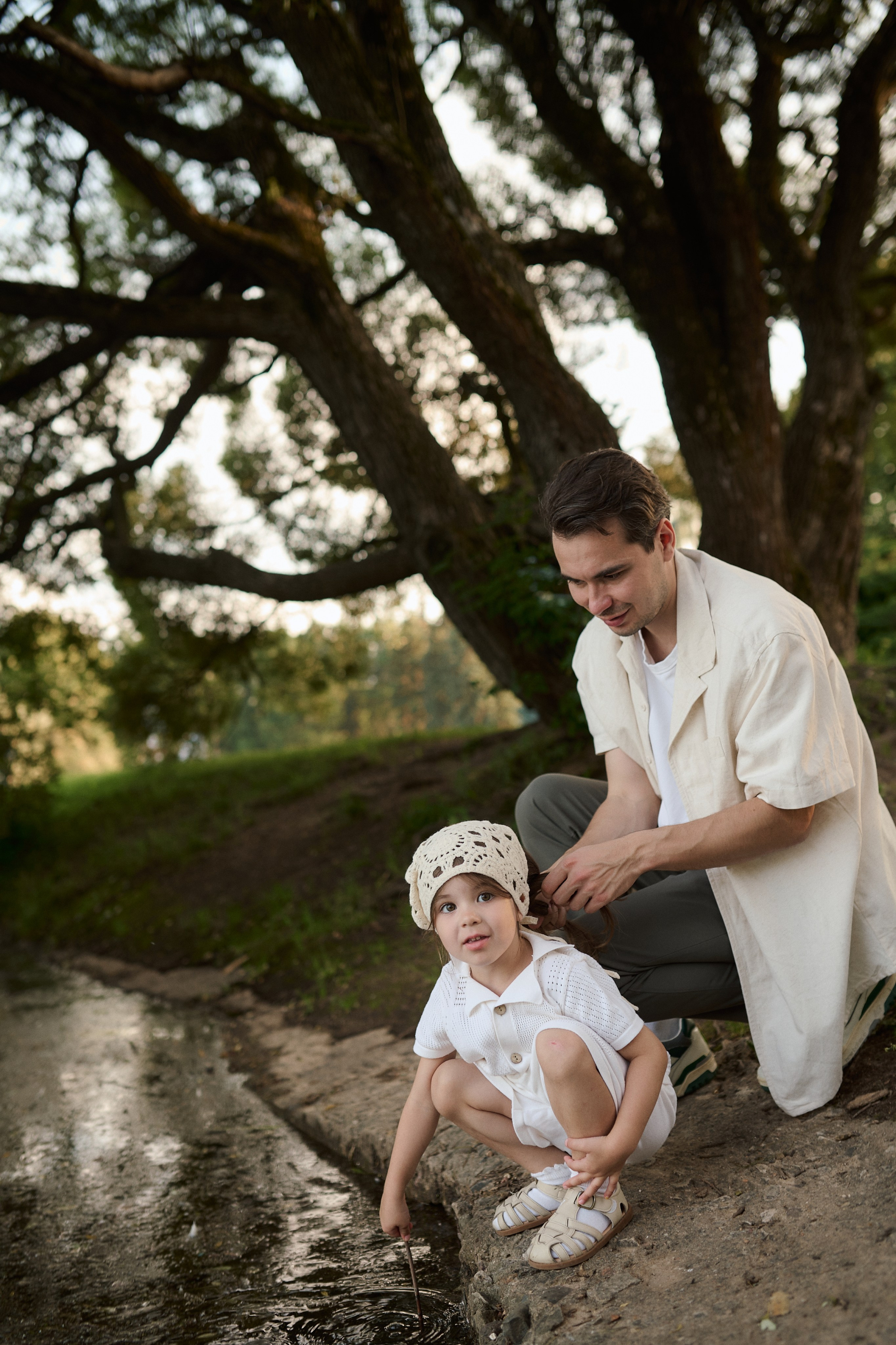 Рохус, Юля и Оливия в парке Останкино. Семейный и свадебный lifestyle-фотограф в Москве Мария Петрова