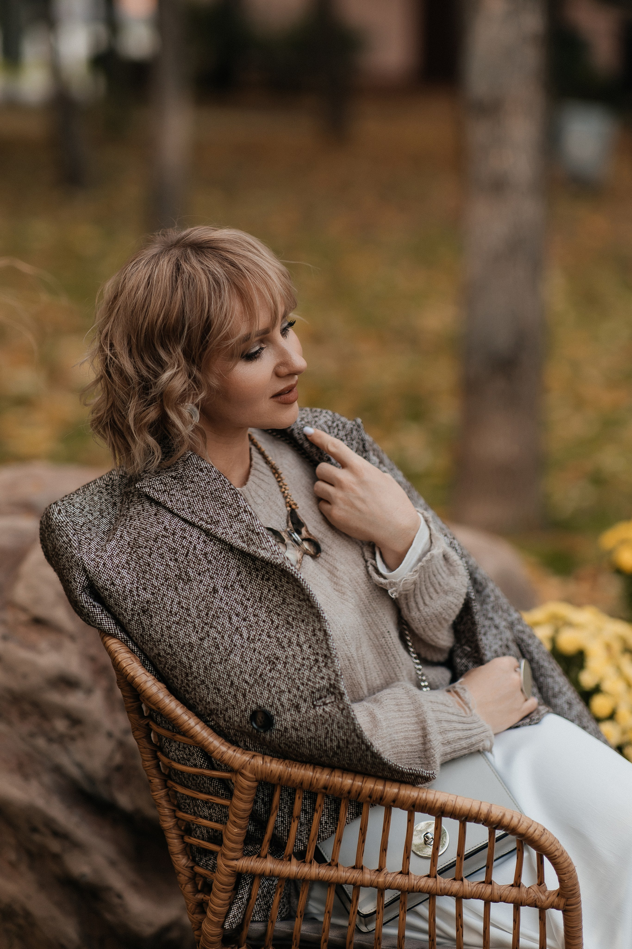 Маша и осень