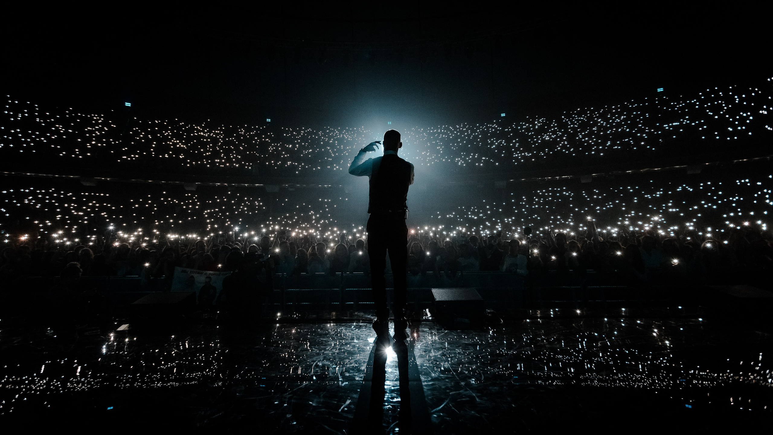 Виталий Кривцов  Музыкальный и концертный фотограф Фотосъёмка артистов, концертов и фестивалей Виталий Кривцов За кулисами музыки в кадре. Репортажный, event, концертный и backstage фотограф из Москвы Виталий Кривцов