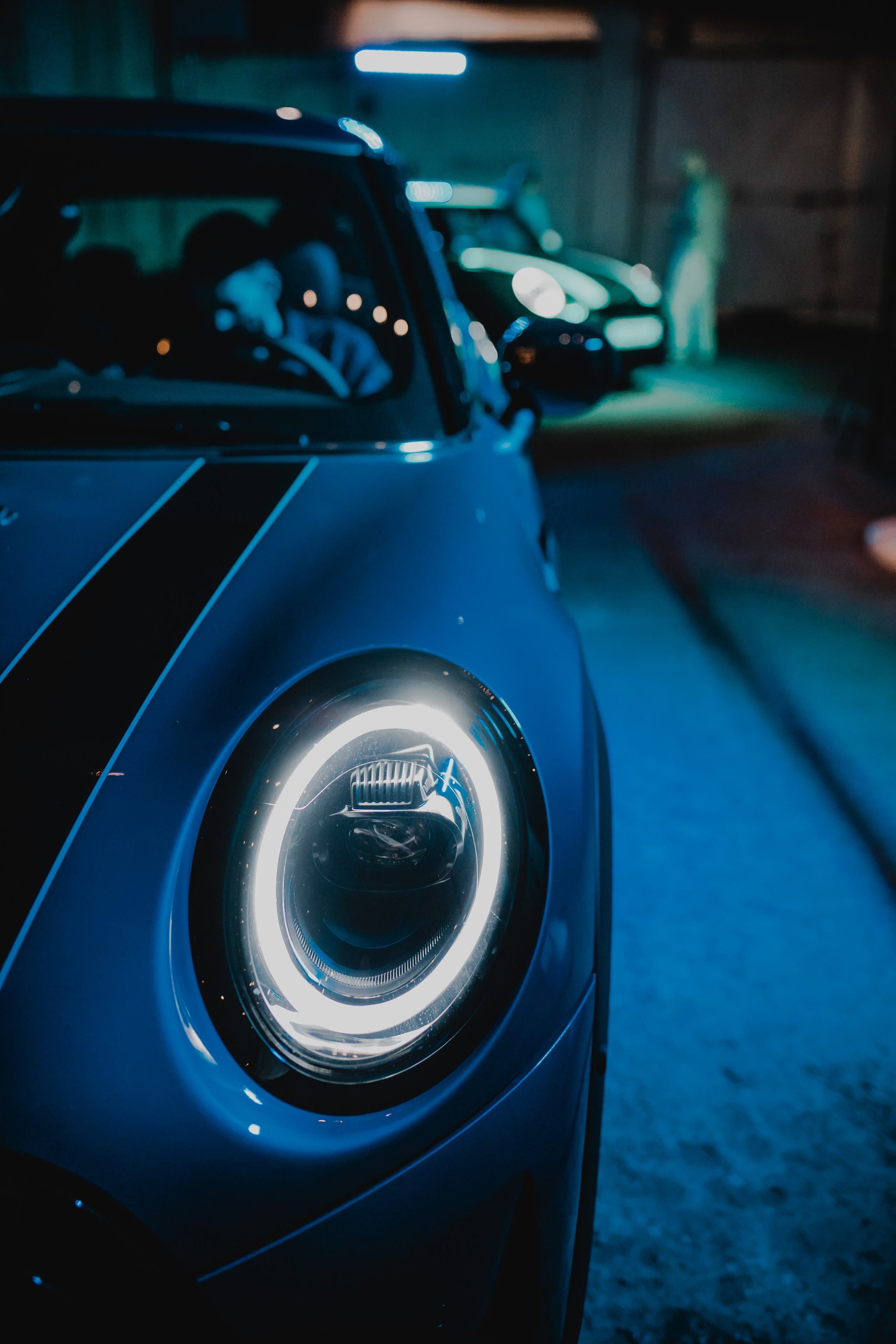 New MINI Cooper в Гоголь Центре. Репортажный, event, концертный и backstage фотограф из Москвы Виталий Кривцов