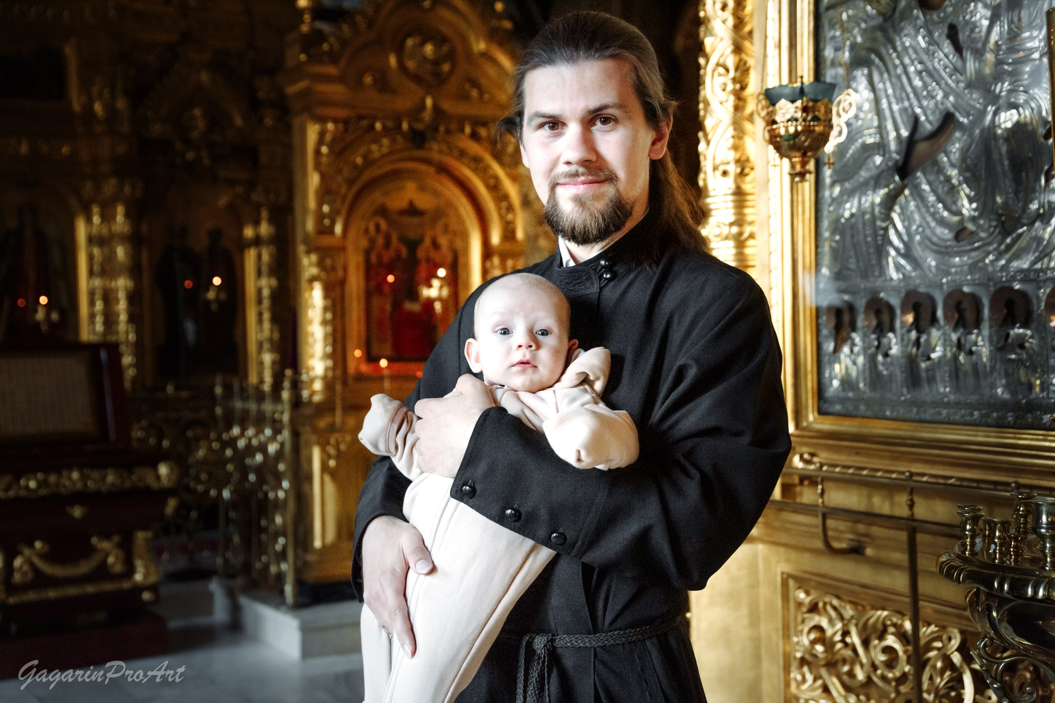 Фотосъёмка таинства крещения. Фотограф на крестины. GagarinProArt