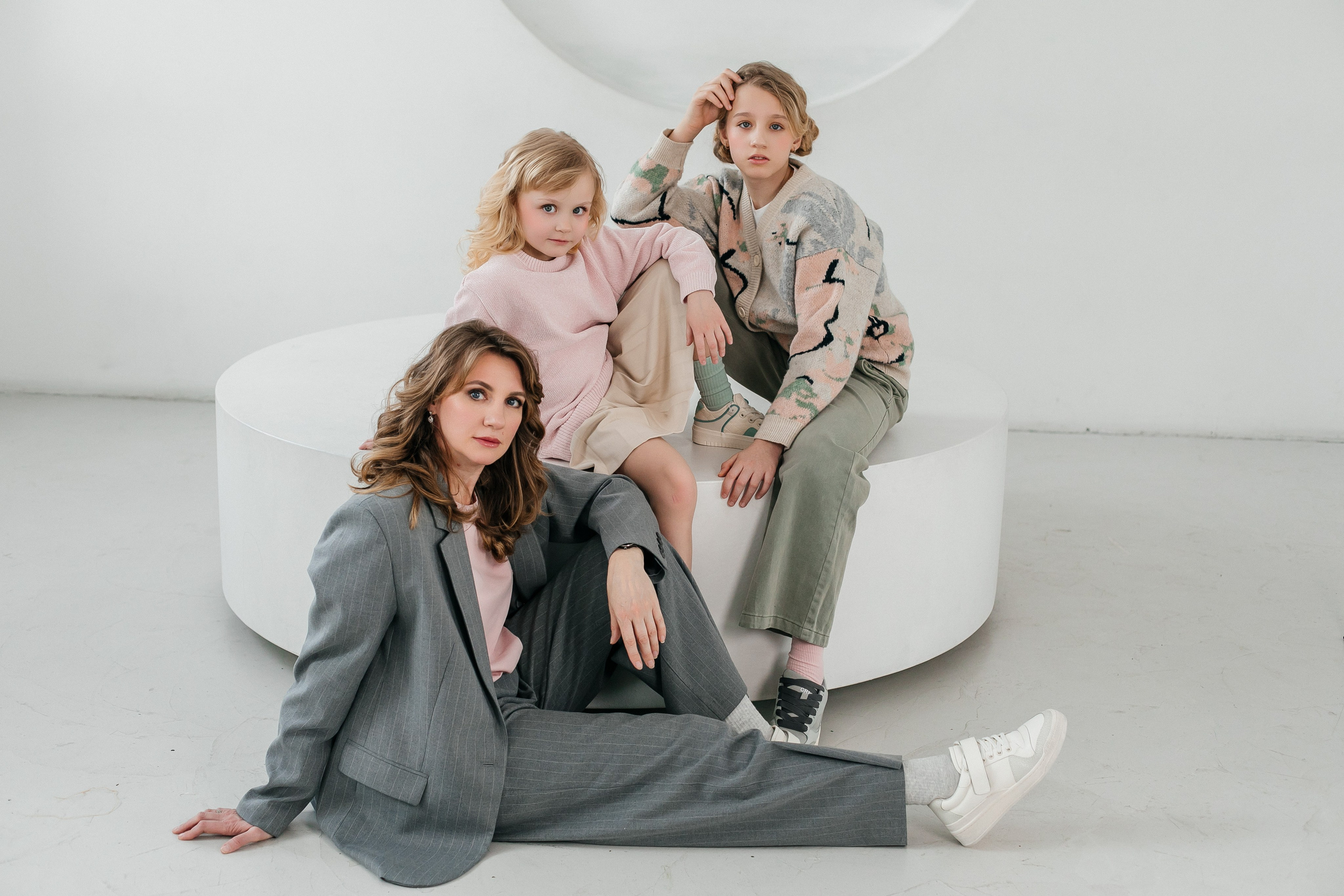 Весенняя съёмка «Мама и дочь». Яна Клещева — фотограф в Екатеринбурге